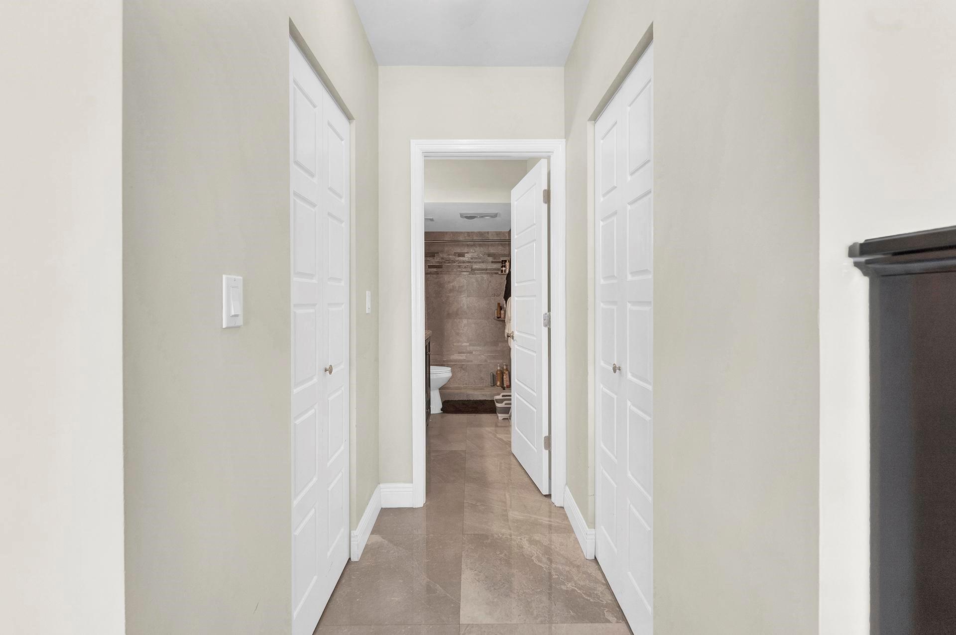 Hemispheres condo - Residential