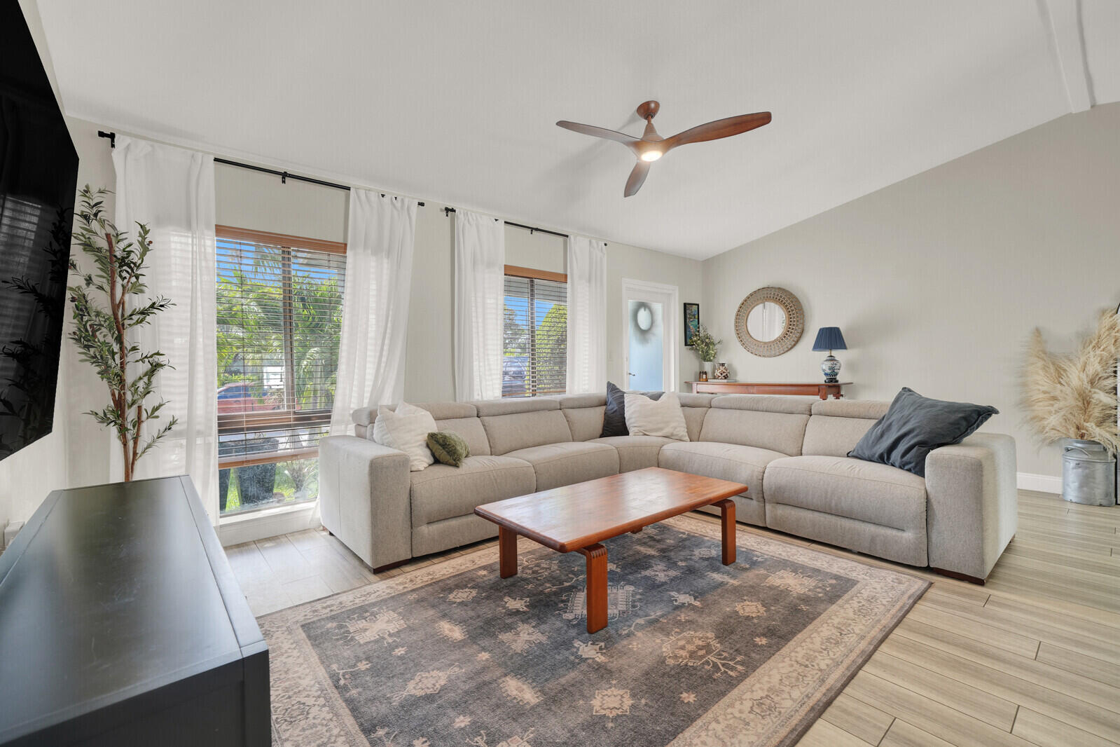 WILTON ESTATES RESUB - Residential