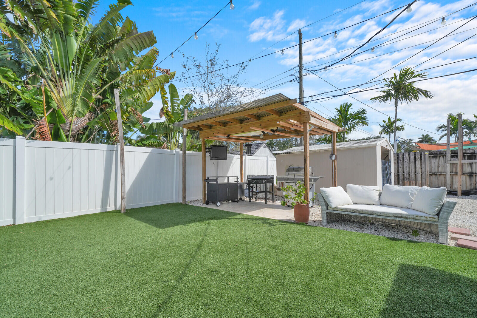 WILTON ESTATES RESUB - Residential