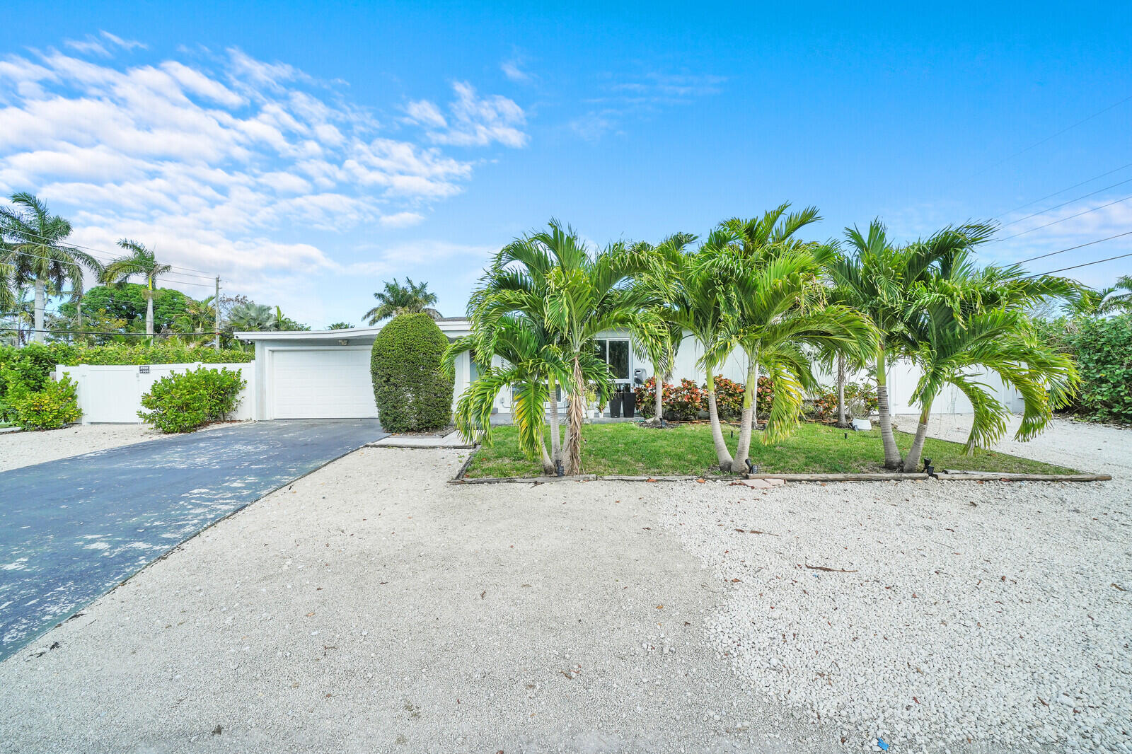 WILTON ESTATES RESUB - Residential