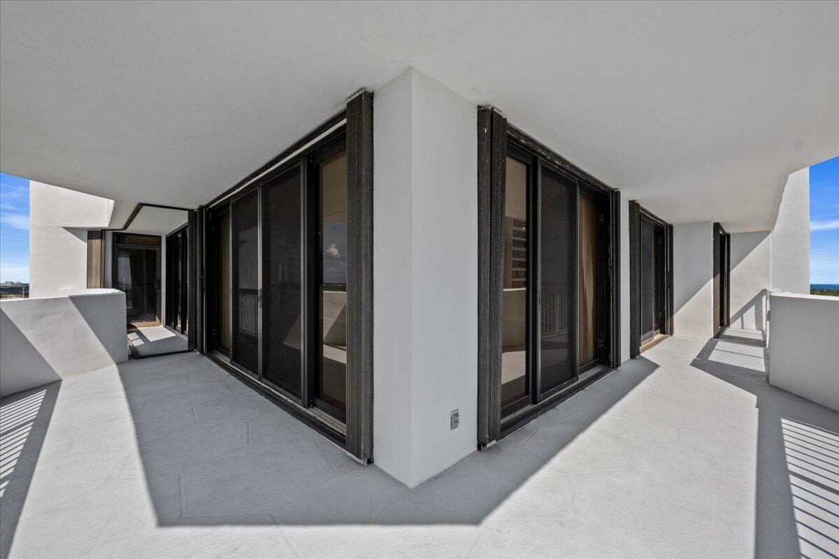 OLD PORT COVE TOWER EAST CONDO - Residential