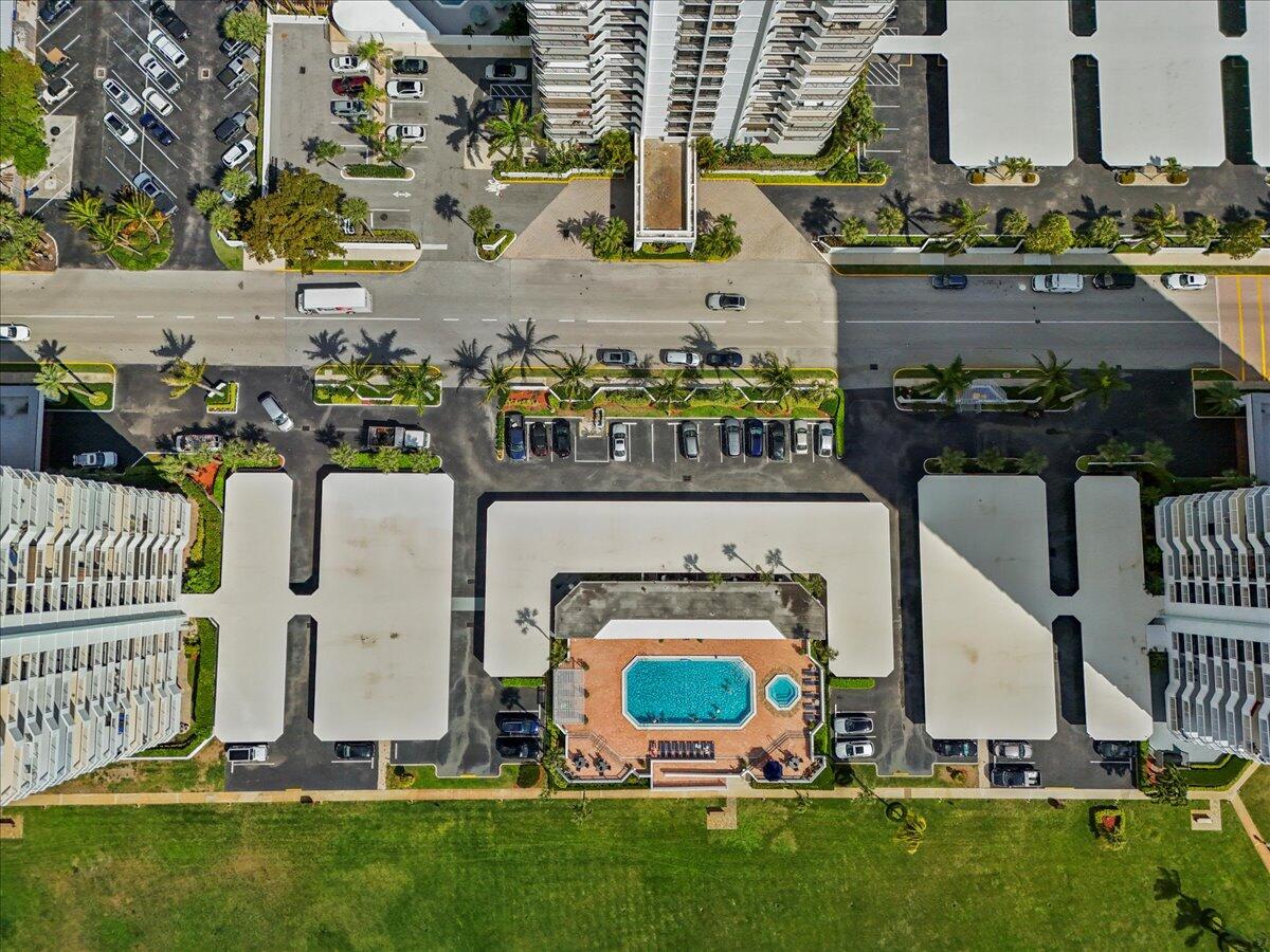 OLD PORT COVE TOWER EAST CONDO - Residential