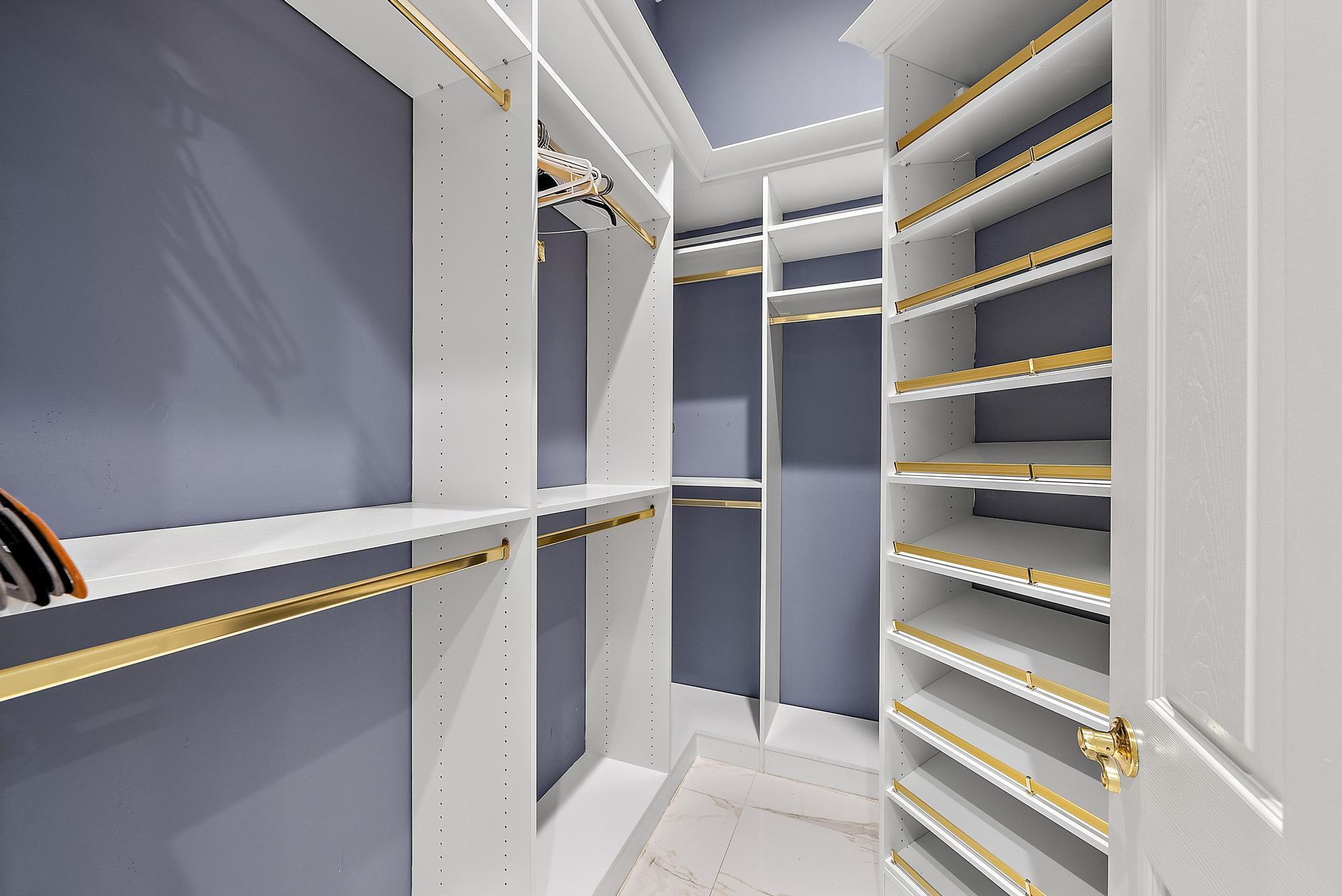 SADDLE TRAIL PARK OF WELL - Residential