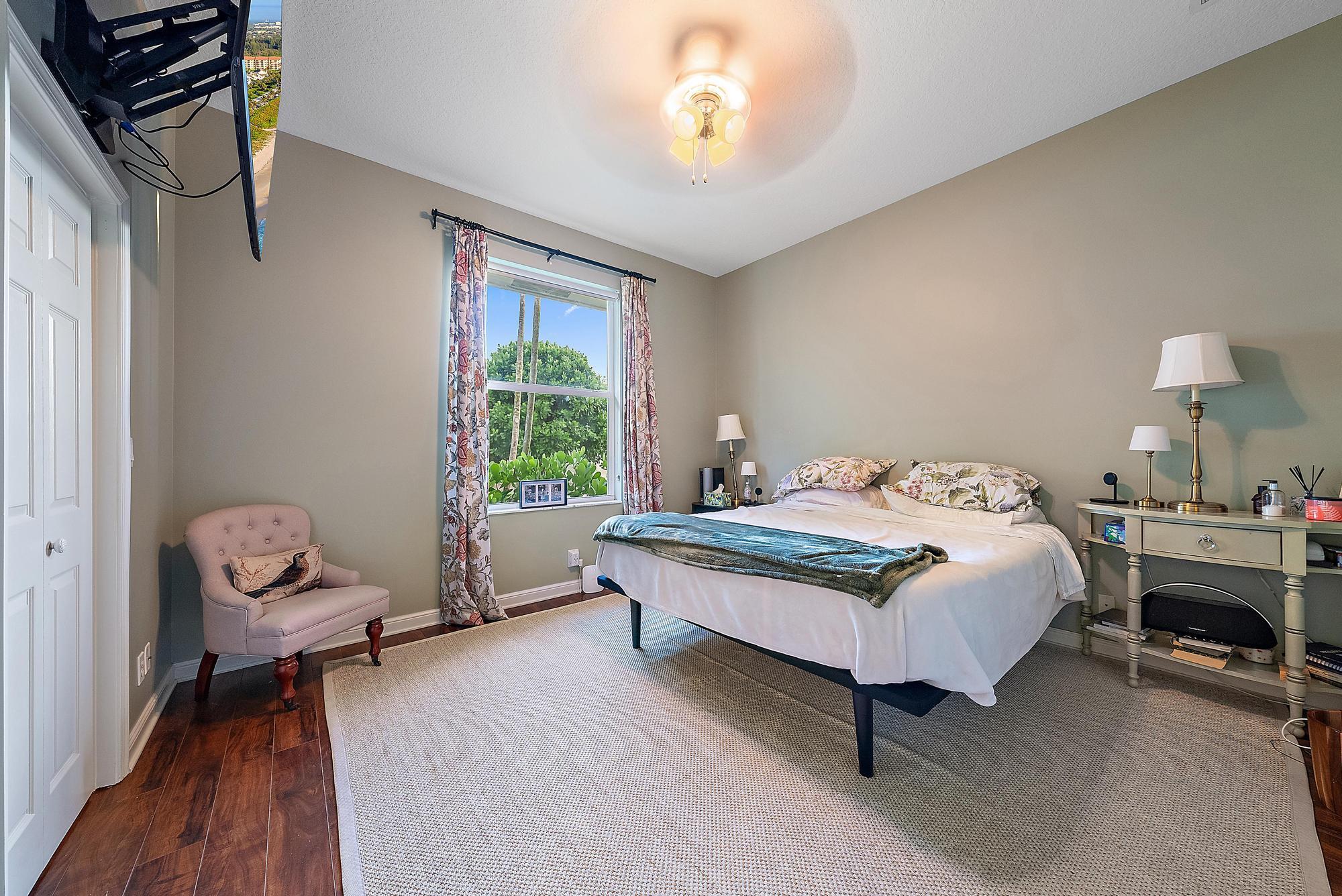 SADDLE TRAIL PARK OF WELL - Residential