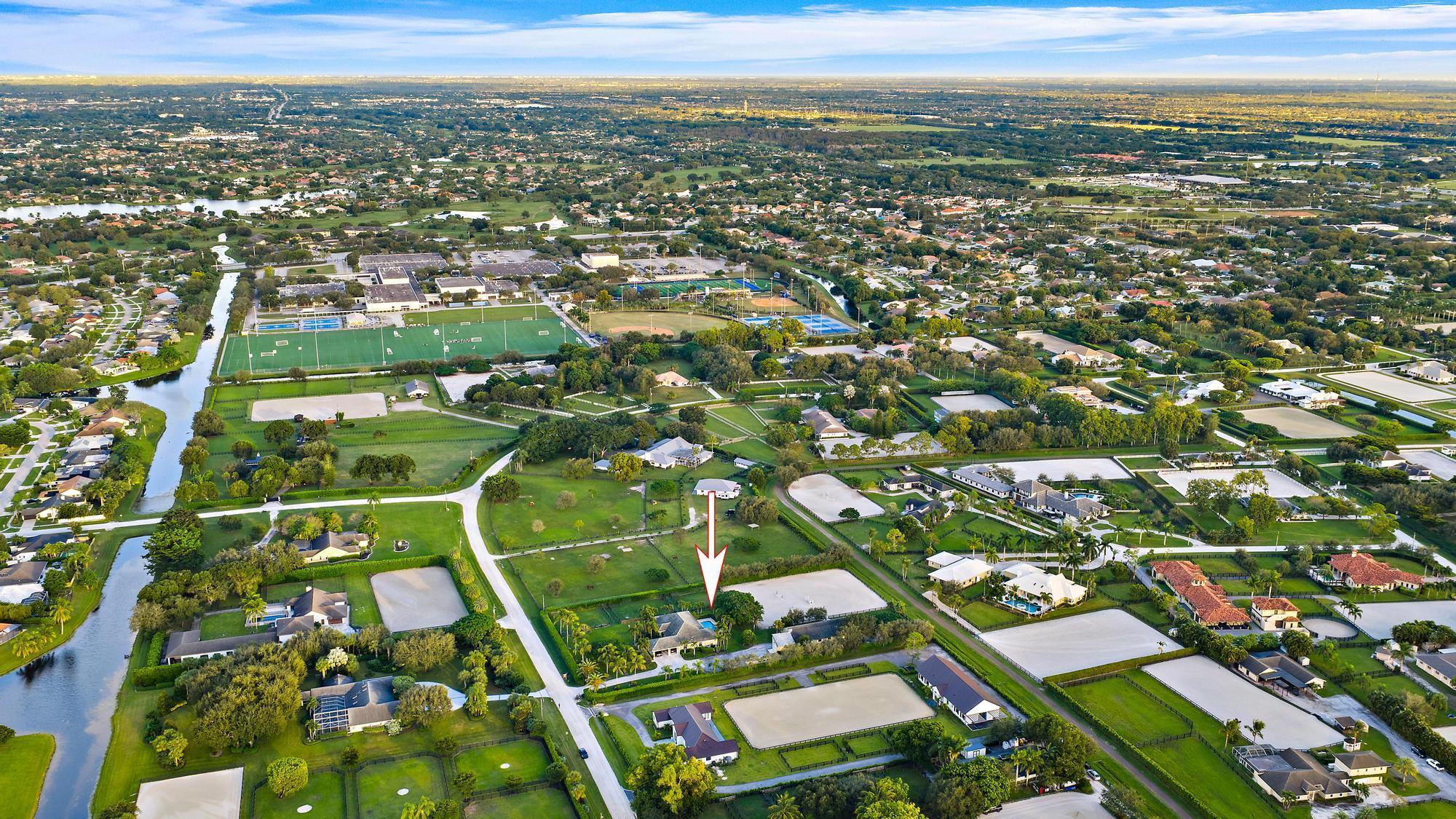 SADDLE TRAIL PARK OF WELL - Residential