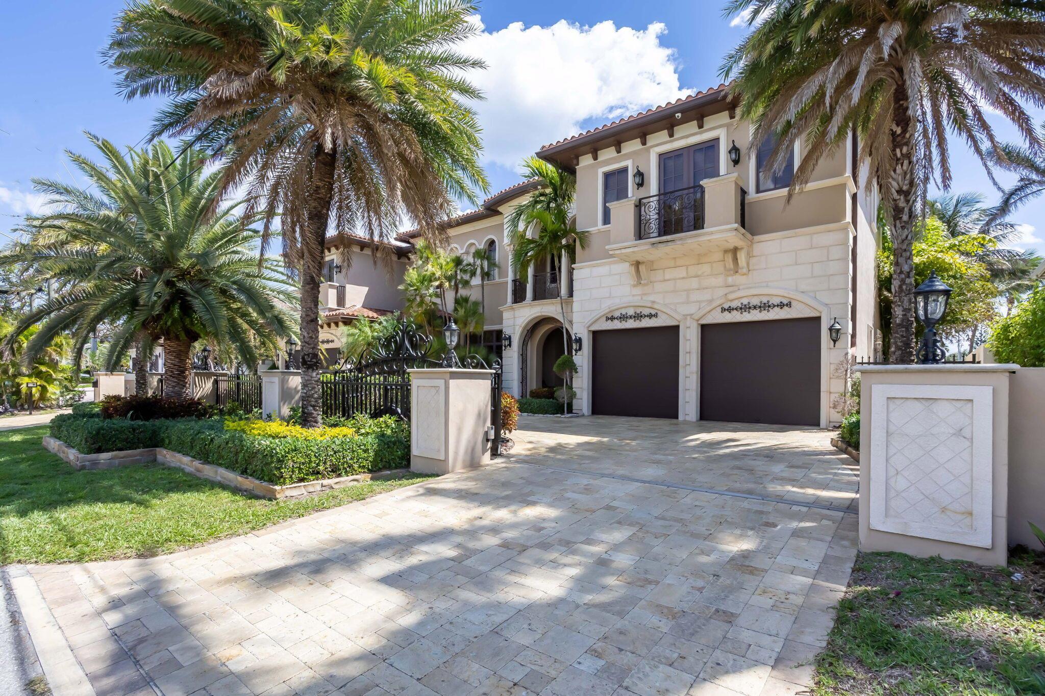 VENETIAN ISLES 1ST SEC - Residential