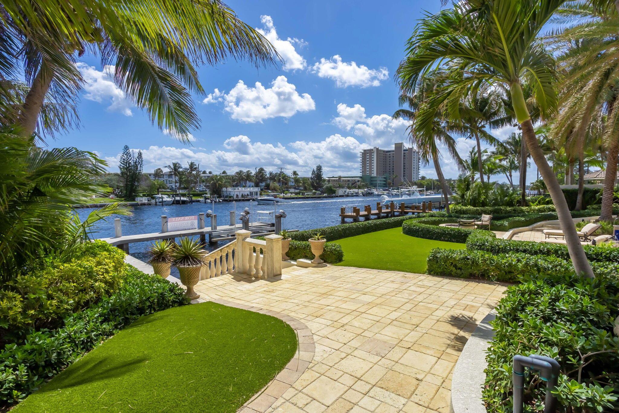 VENETIAN ISLES 1ST SEC - Residential