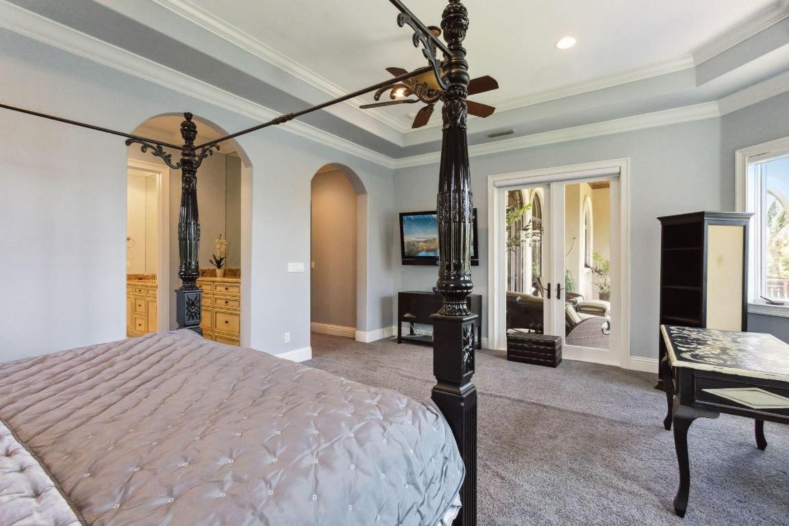 VENETIAN ISLES 1ST SEC - Residential