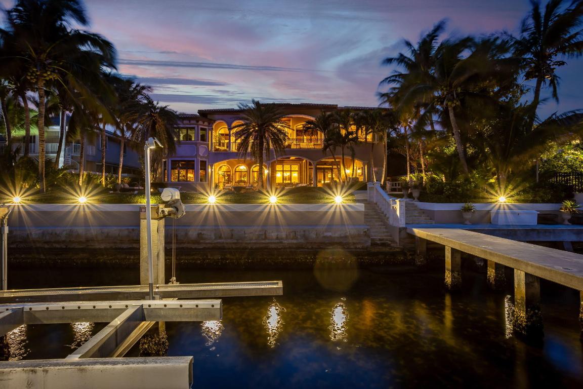 VENETIAN ISLES 1ST SEC - Residential