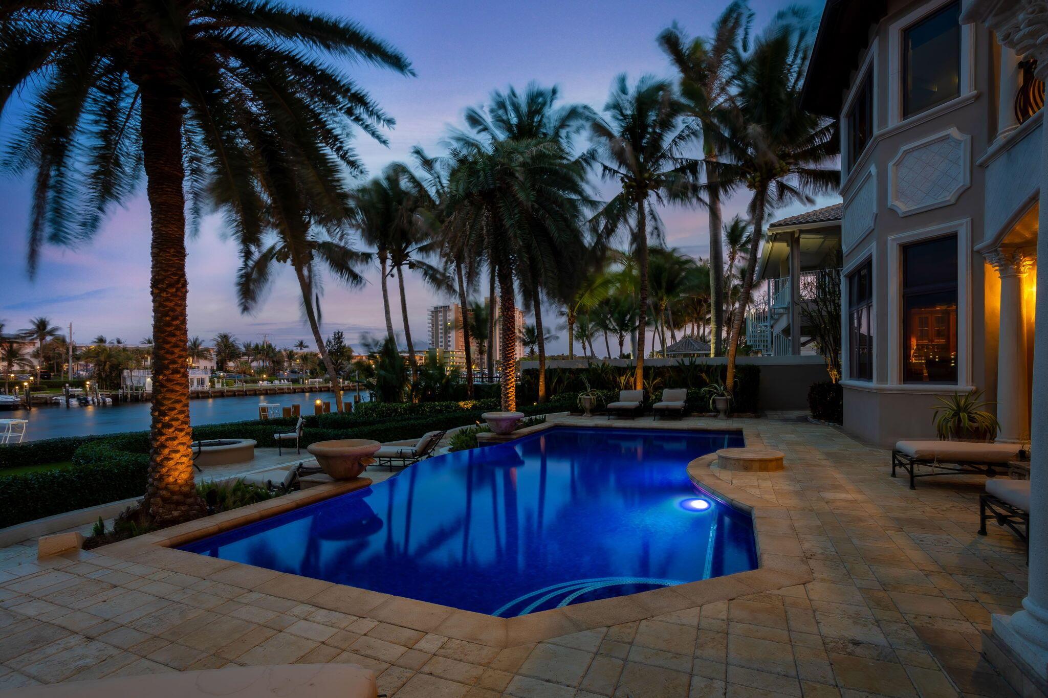 VENETIAN ISLES 1ST SEC - Residential