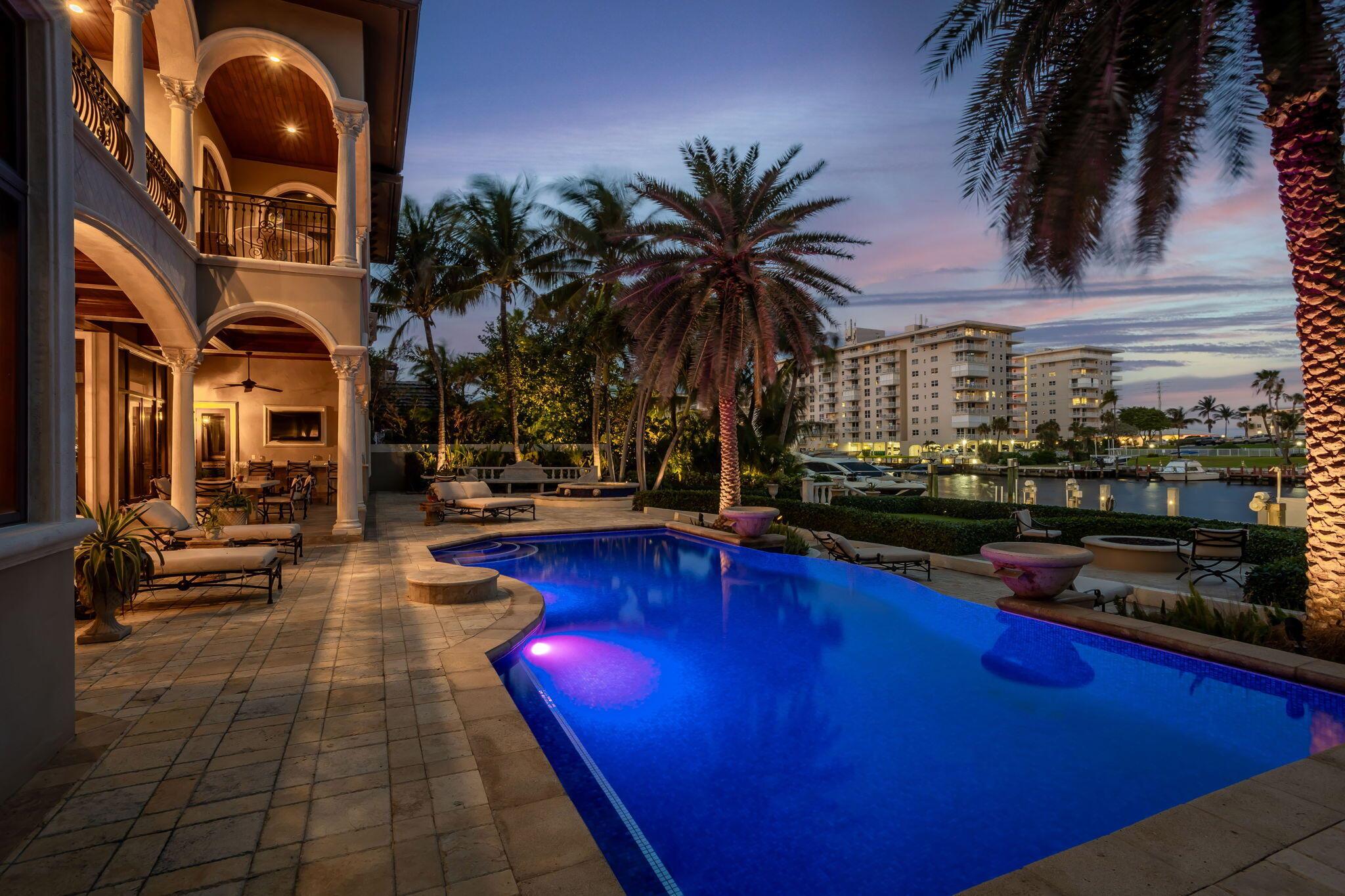 VENETIAN ISLES 1ST SEC - Residential