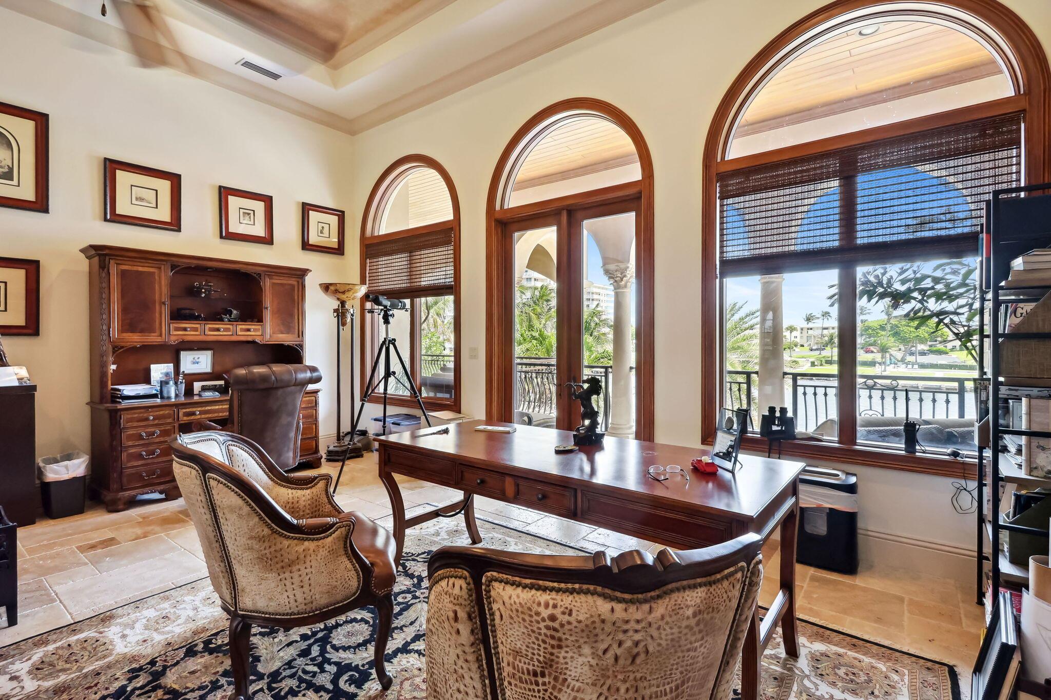 VENETIAN ISLES 1ST SEC - Residential