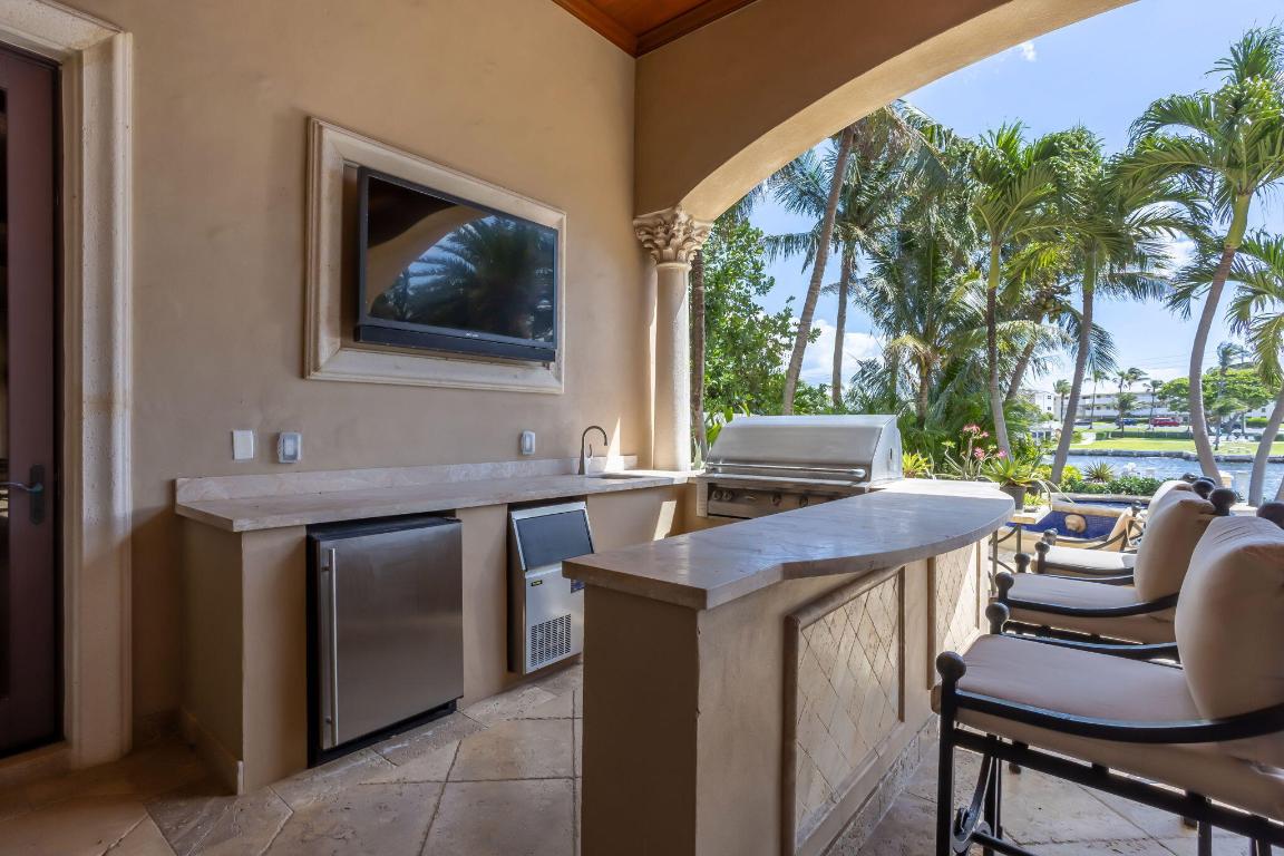 VENETIAN ISLES 1ST SEC - Residential