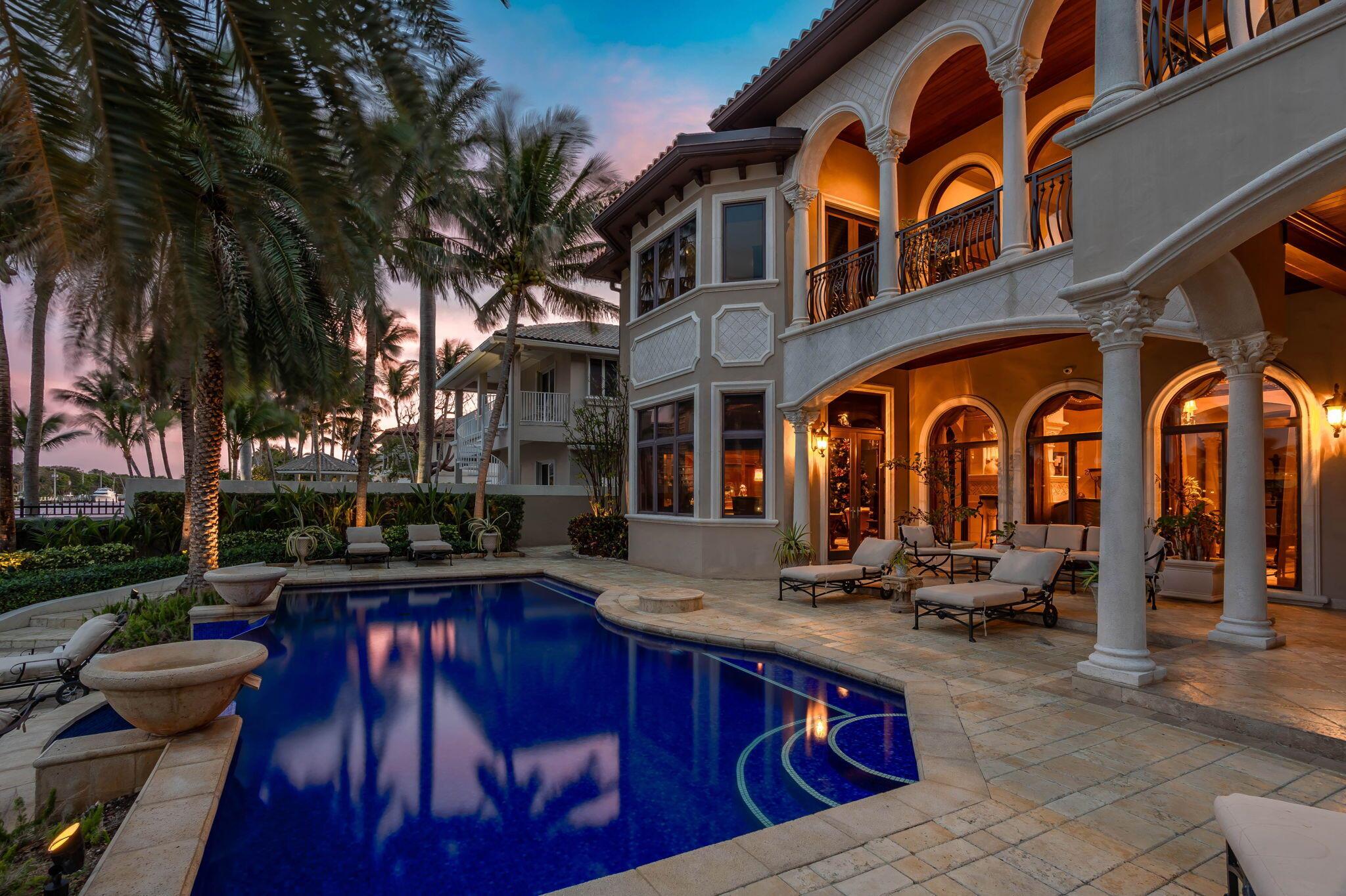 VENETIAN ISLES 1ST SEC - Residential