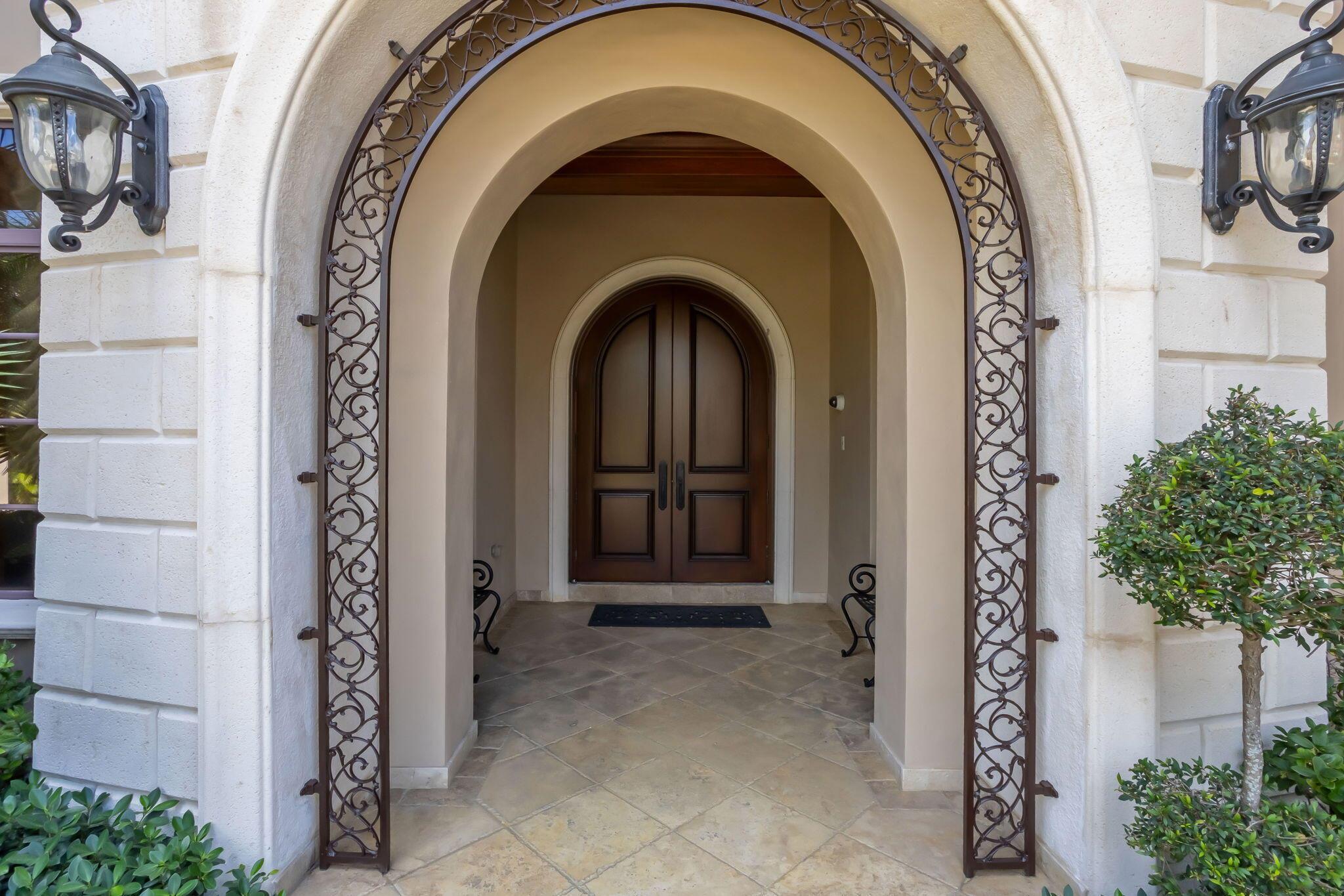 VENETIAN ISLES 1ST SEC - Residential