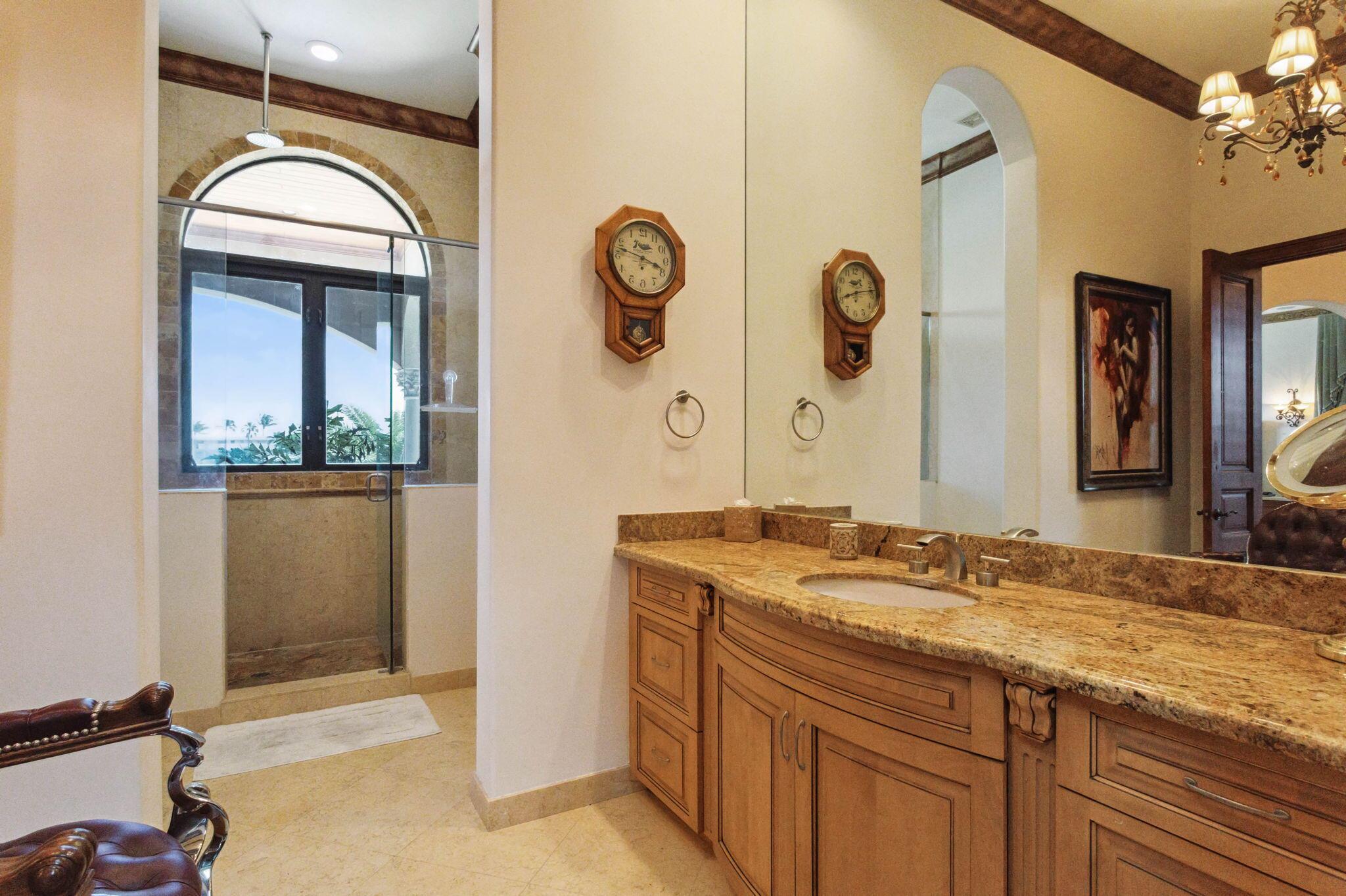 VENETIAN ISLES 1ST SEC - Residential