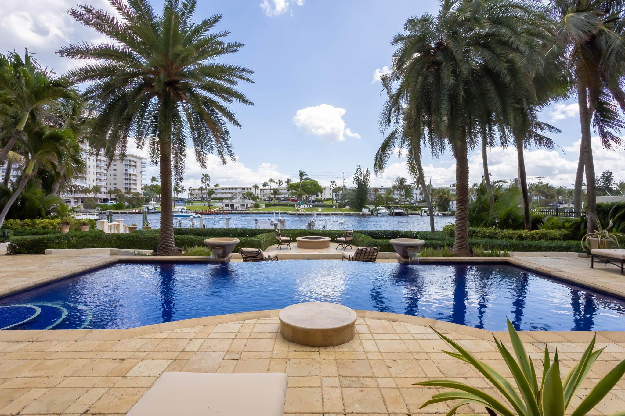 VENETIAN ISLES 1ST SEC - Residential