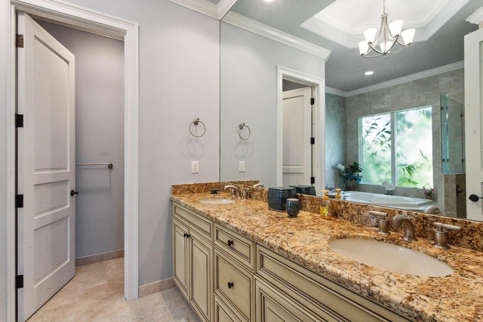 VENETIAN ISLES 1ST SEC - Residential