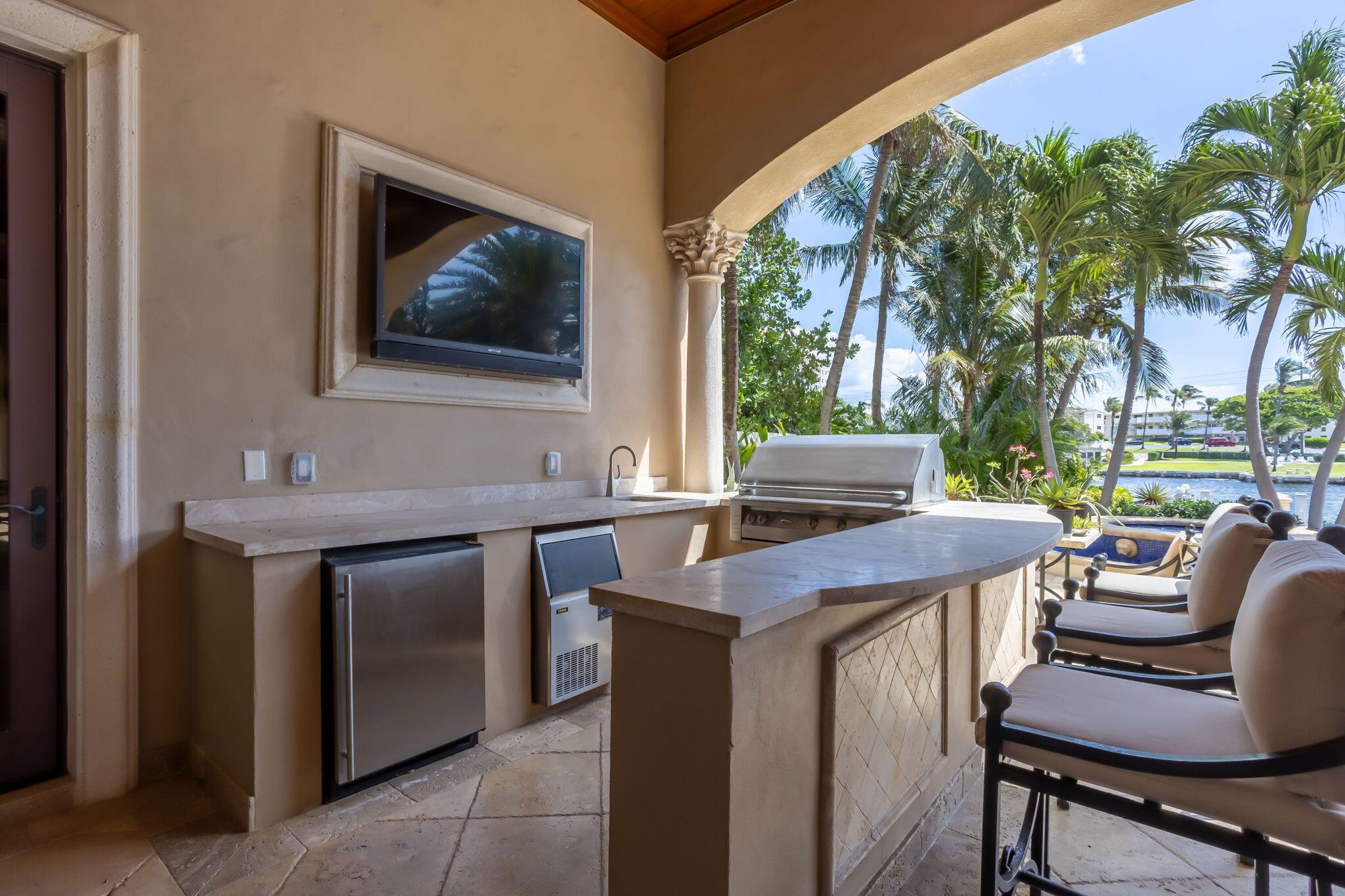 VENETIAN ISLES 1ST SEC - Residential