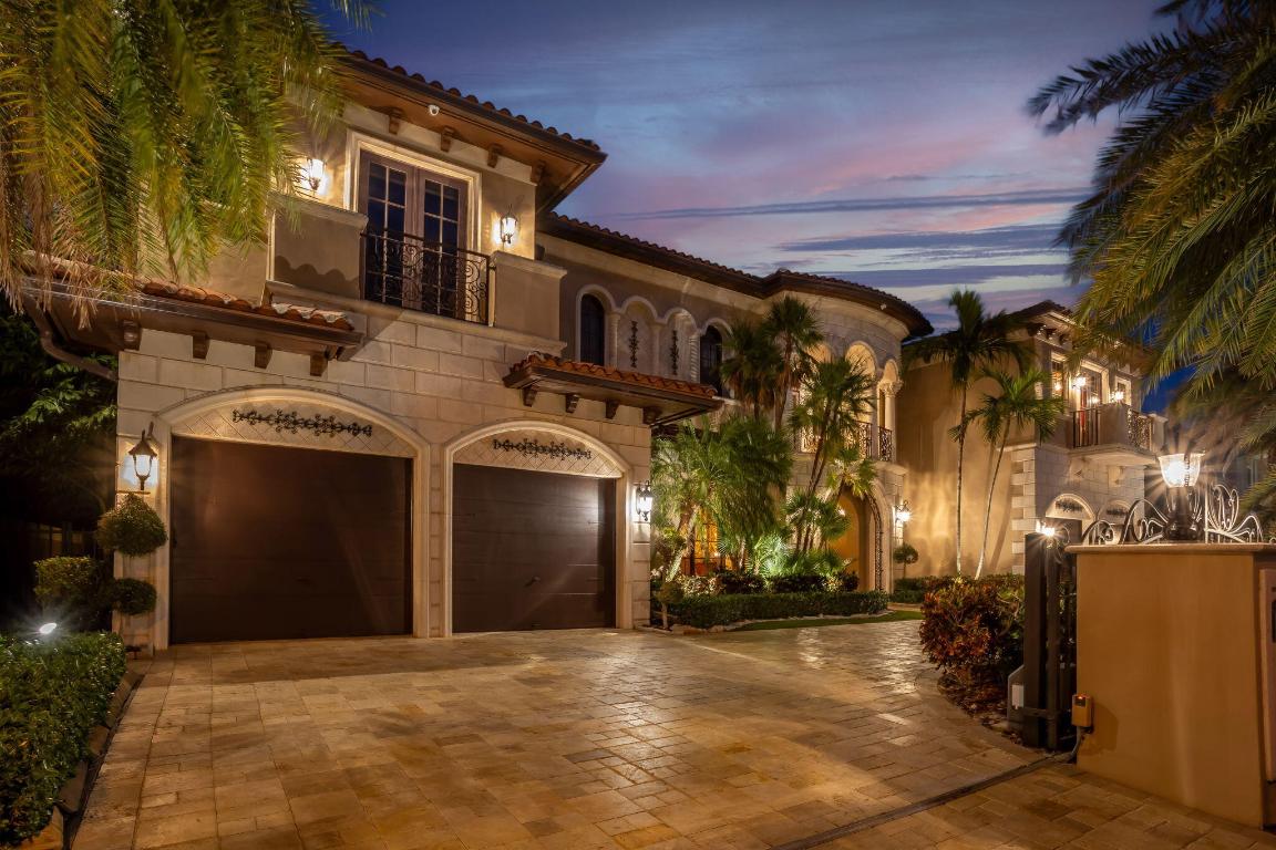 VENETIAN ISLES 1ST SEC - Residential