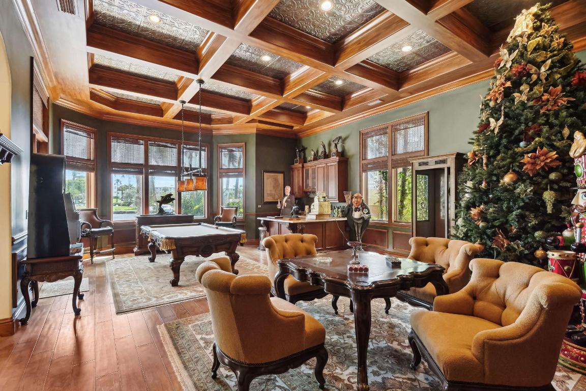 VENETIAN ISLES 1ST SEC - Residential