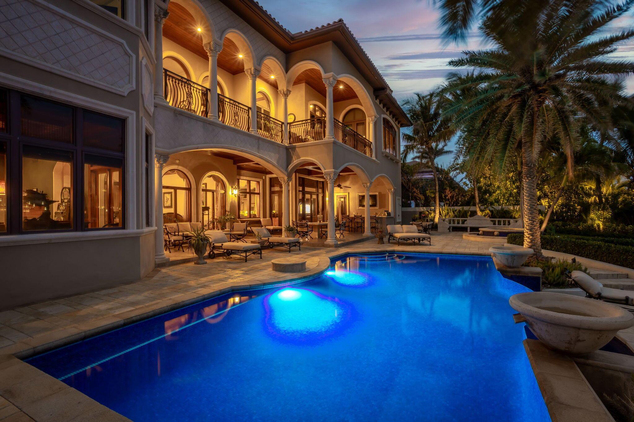 VENETIAN ISLES 1ST SEC - Residential