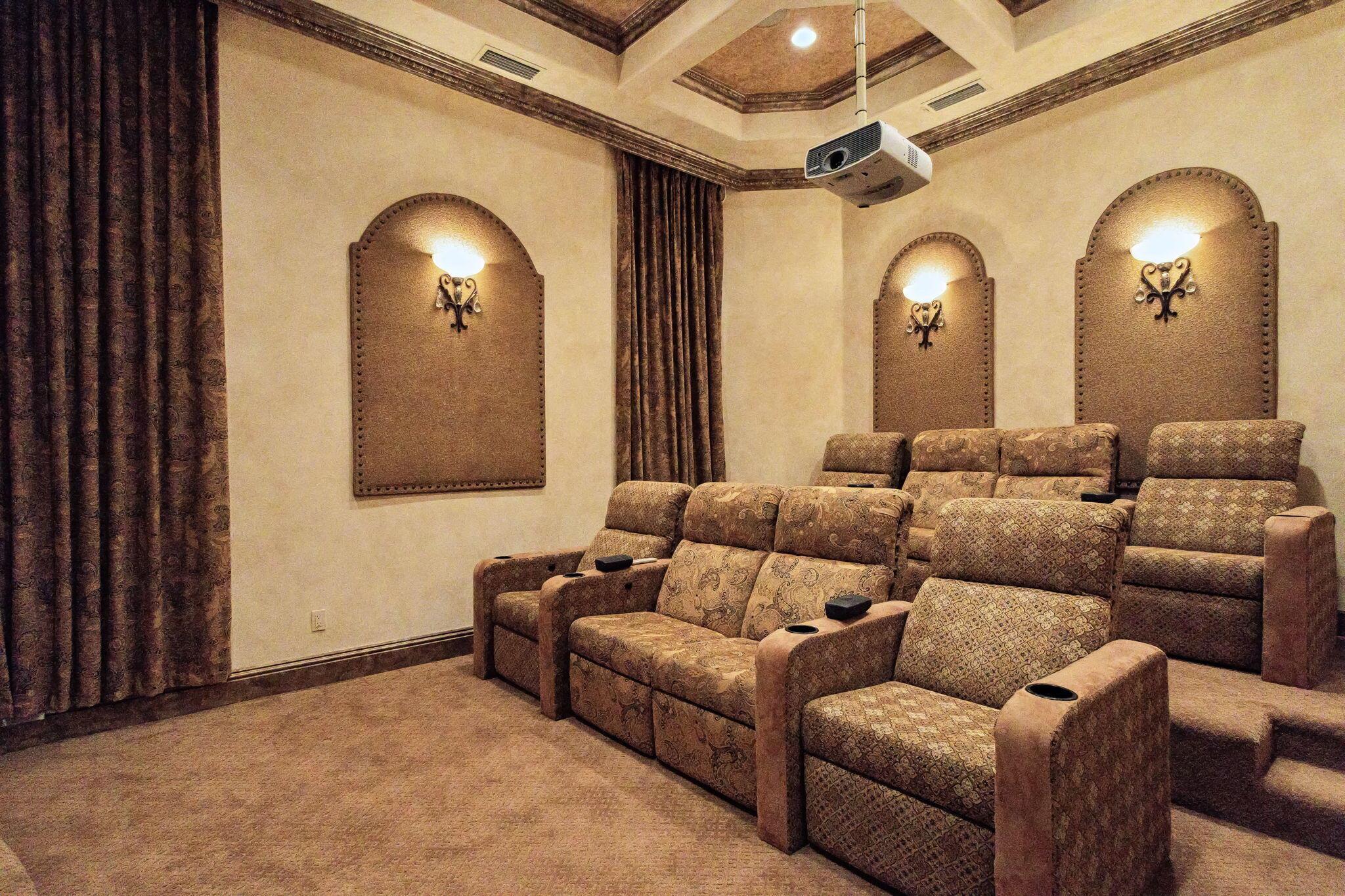 VENETIAN ISLES 1ST SEC - Residential