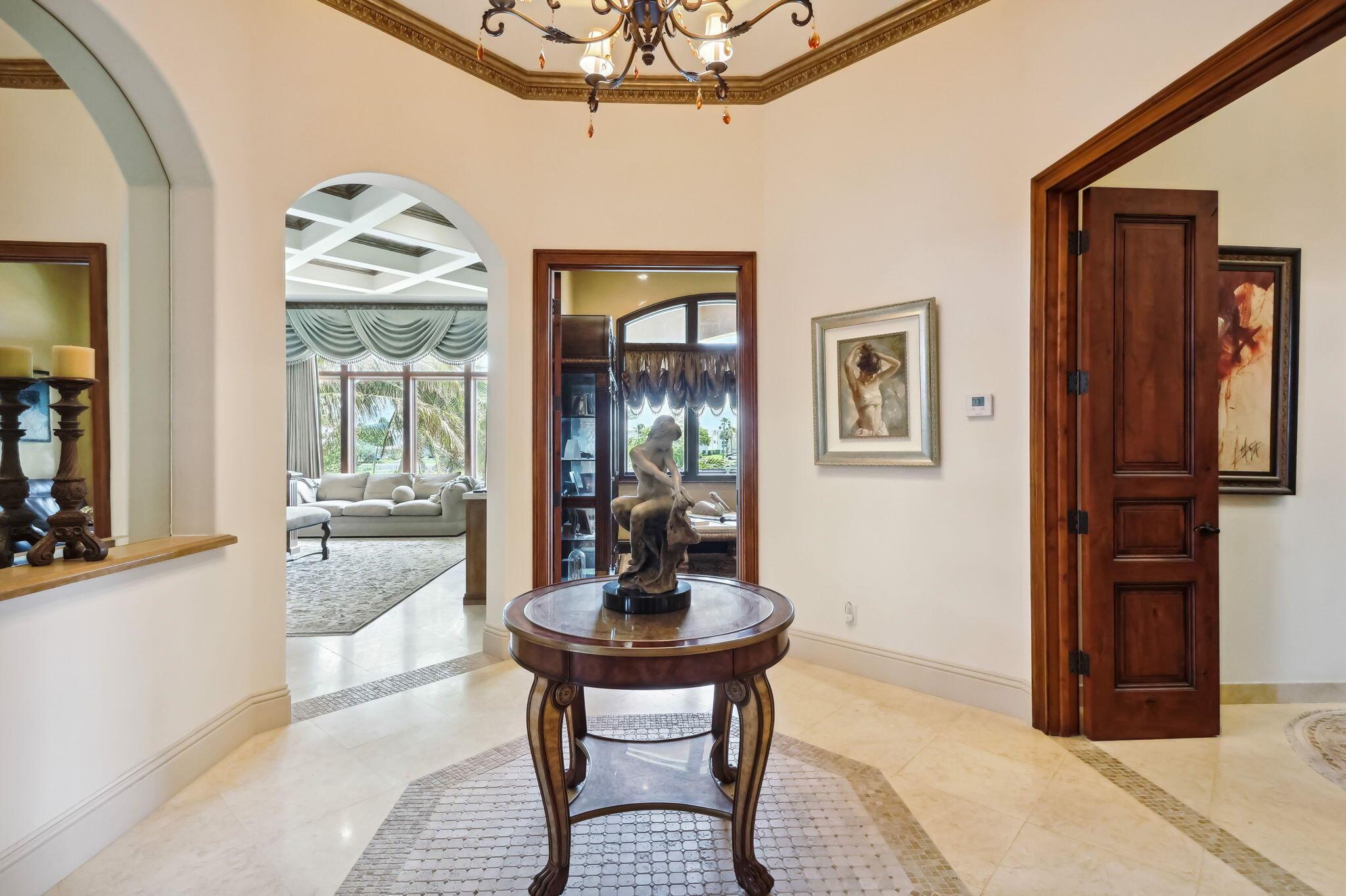 VENETIAN ISLES 1ST SEC - Residential