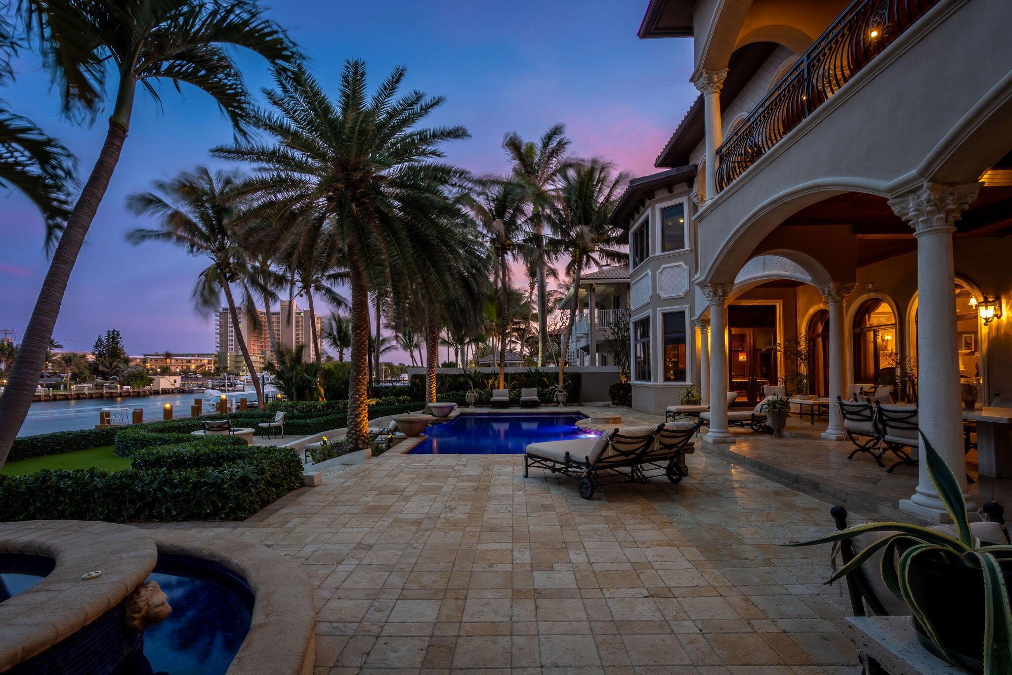 VENETIAN ISLES 1ST SEC - Residential