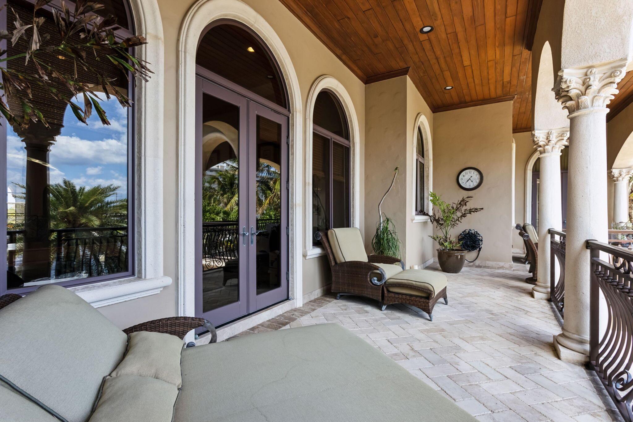 VENETIAN ISLES 1ST SEC - Residential