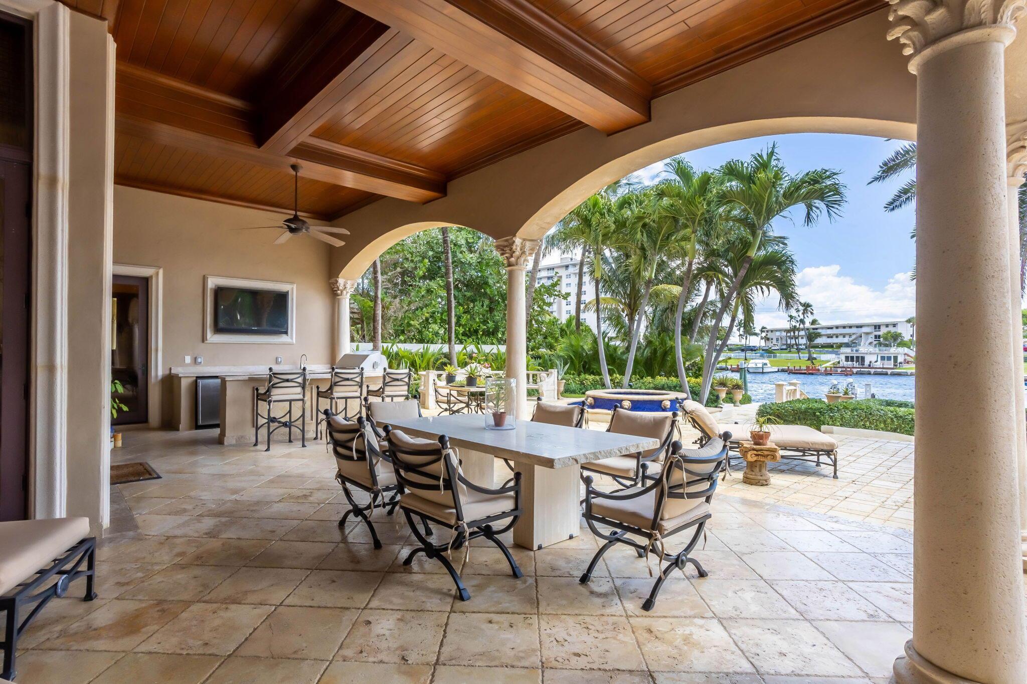 VENETIAN ISLES 1ST SEC - Residential