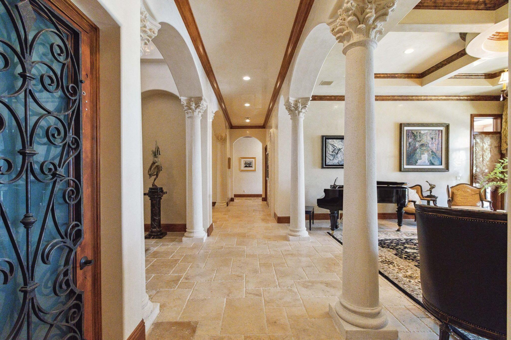 VENETIAN ISLES 1ST SEC - Residential