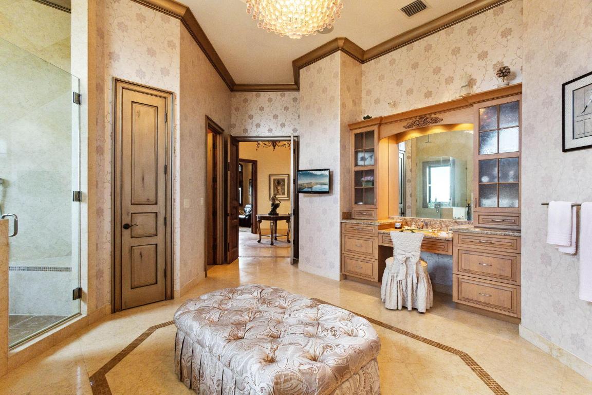 VENETIAN ISLES 1ST SEC - Residential