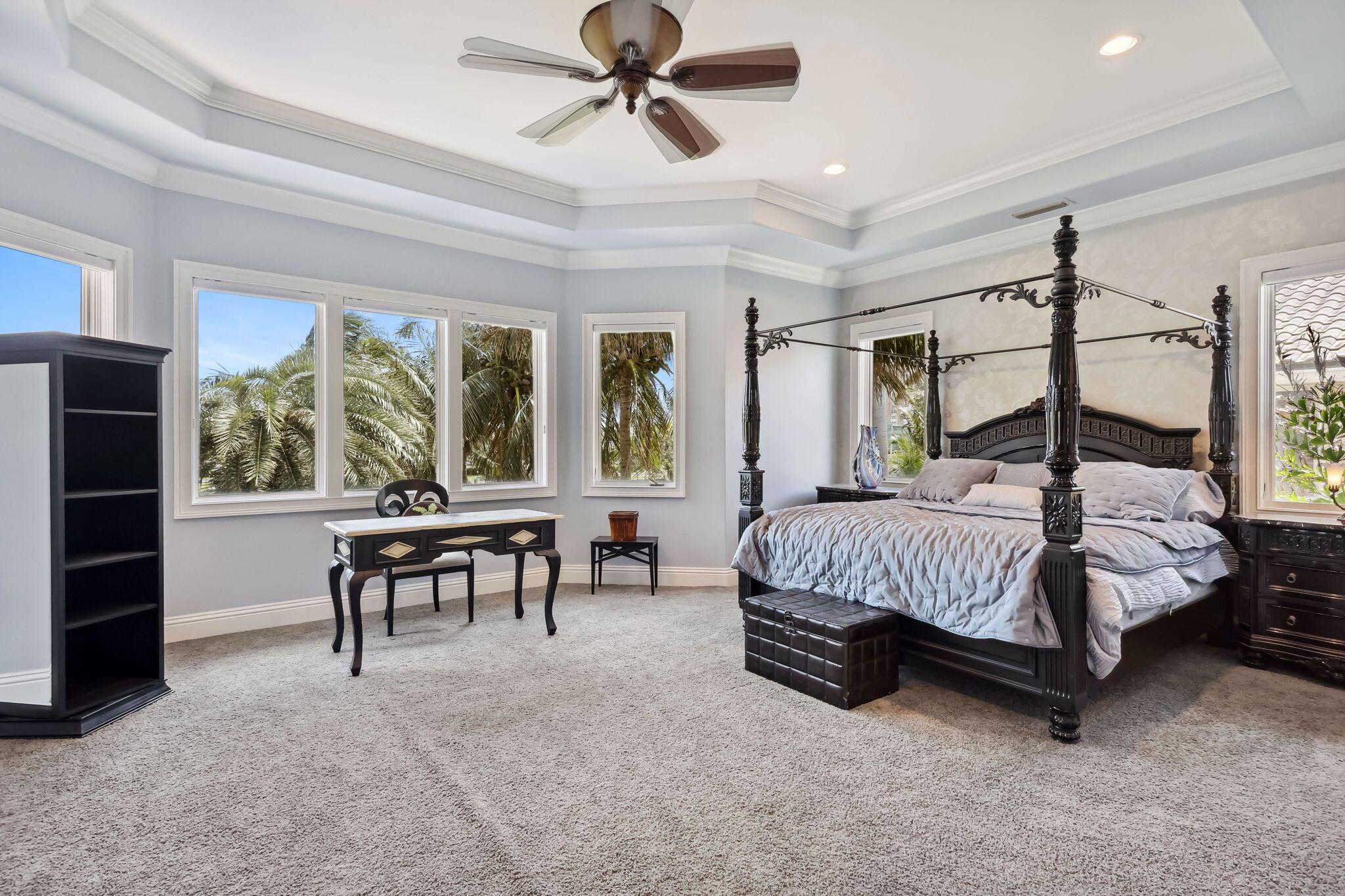 VENETIAN ISLES 1ST SEC - Residential