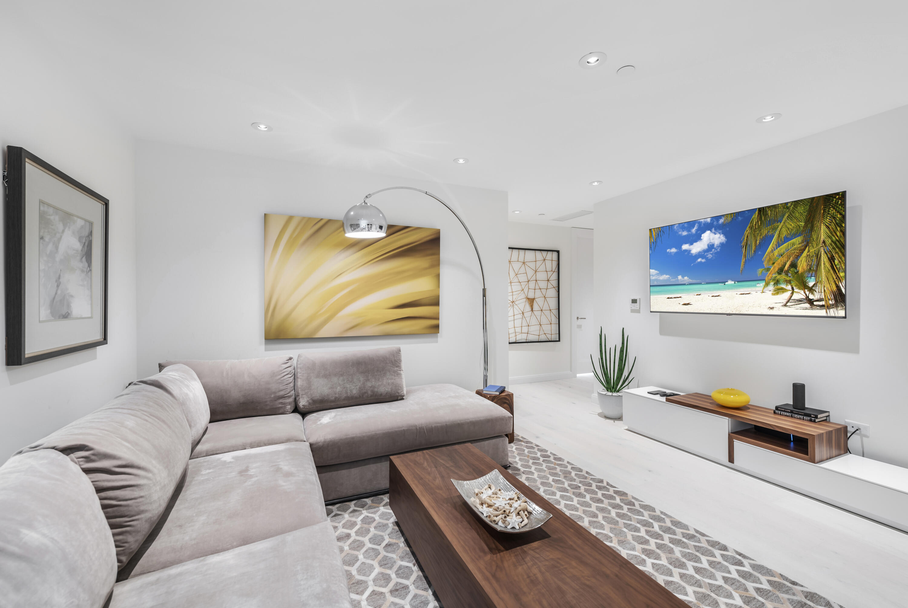 3550 South Ocean - Residential