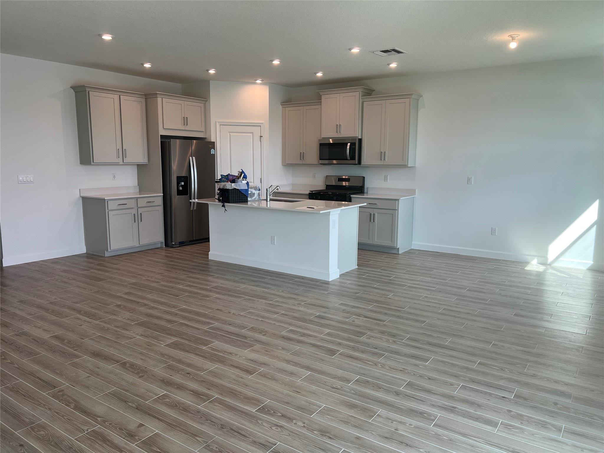 CADENCE PHASE II - Residential