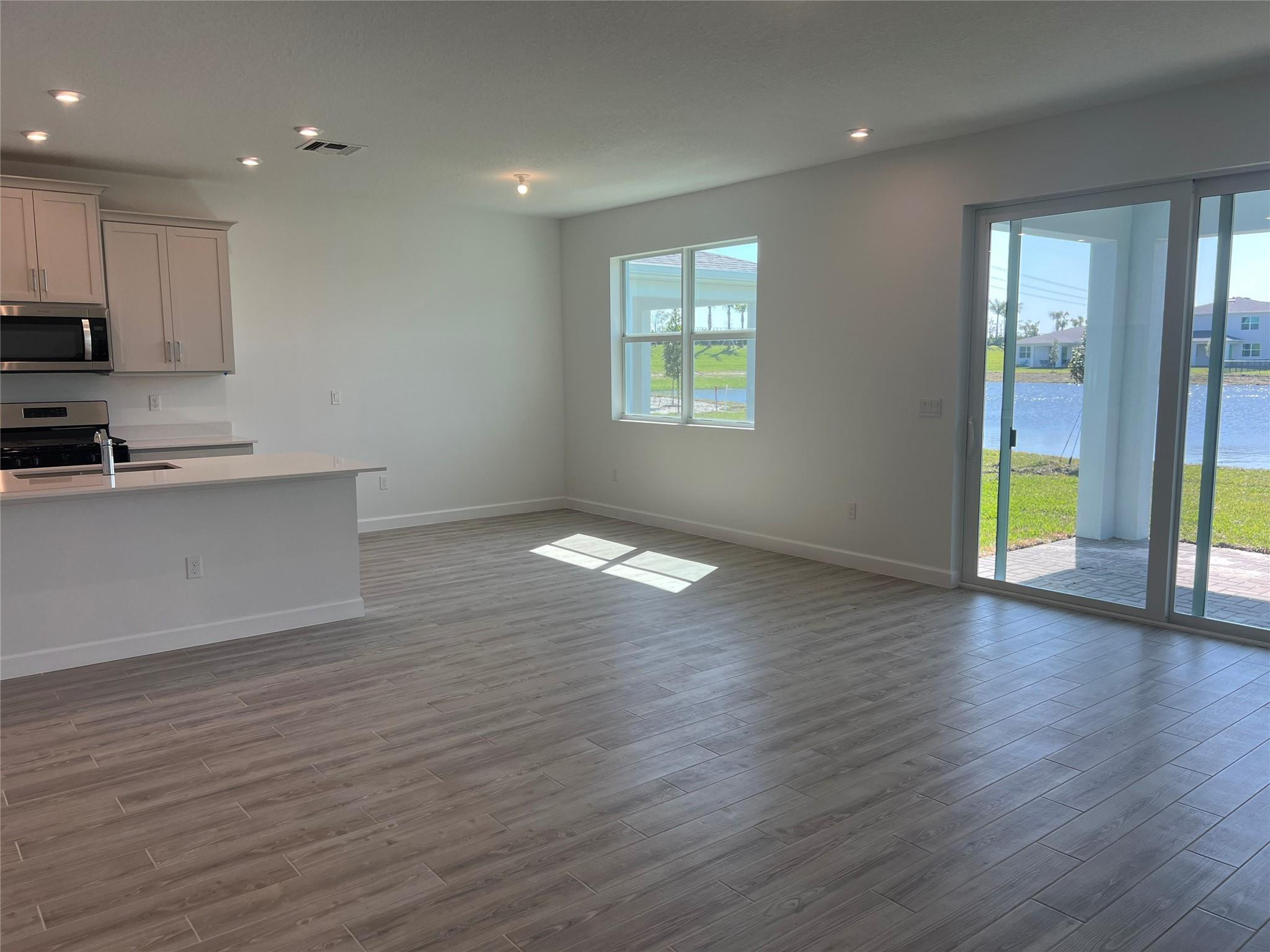 CADENCE PHASE II - Residential