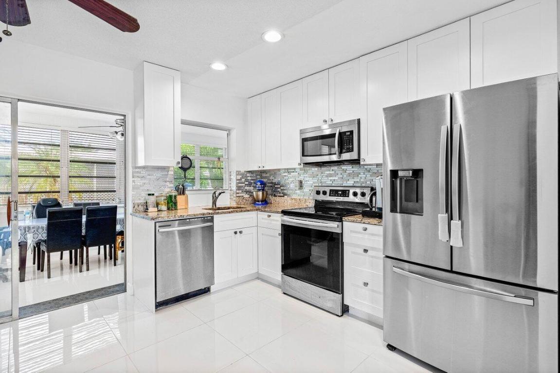 MAINLANDS OF TAMARAC LAKES - Residential