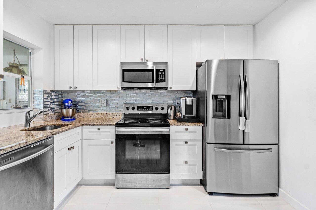 MAINLANDS OF TAMARAC LAKE - Residential