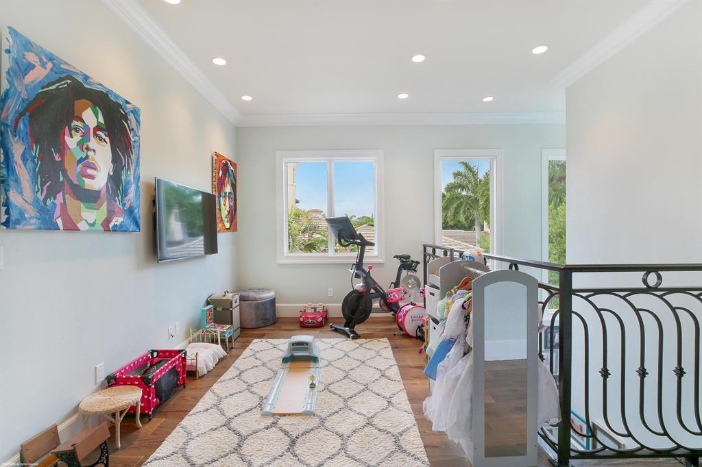 OLD PALM - Residential