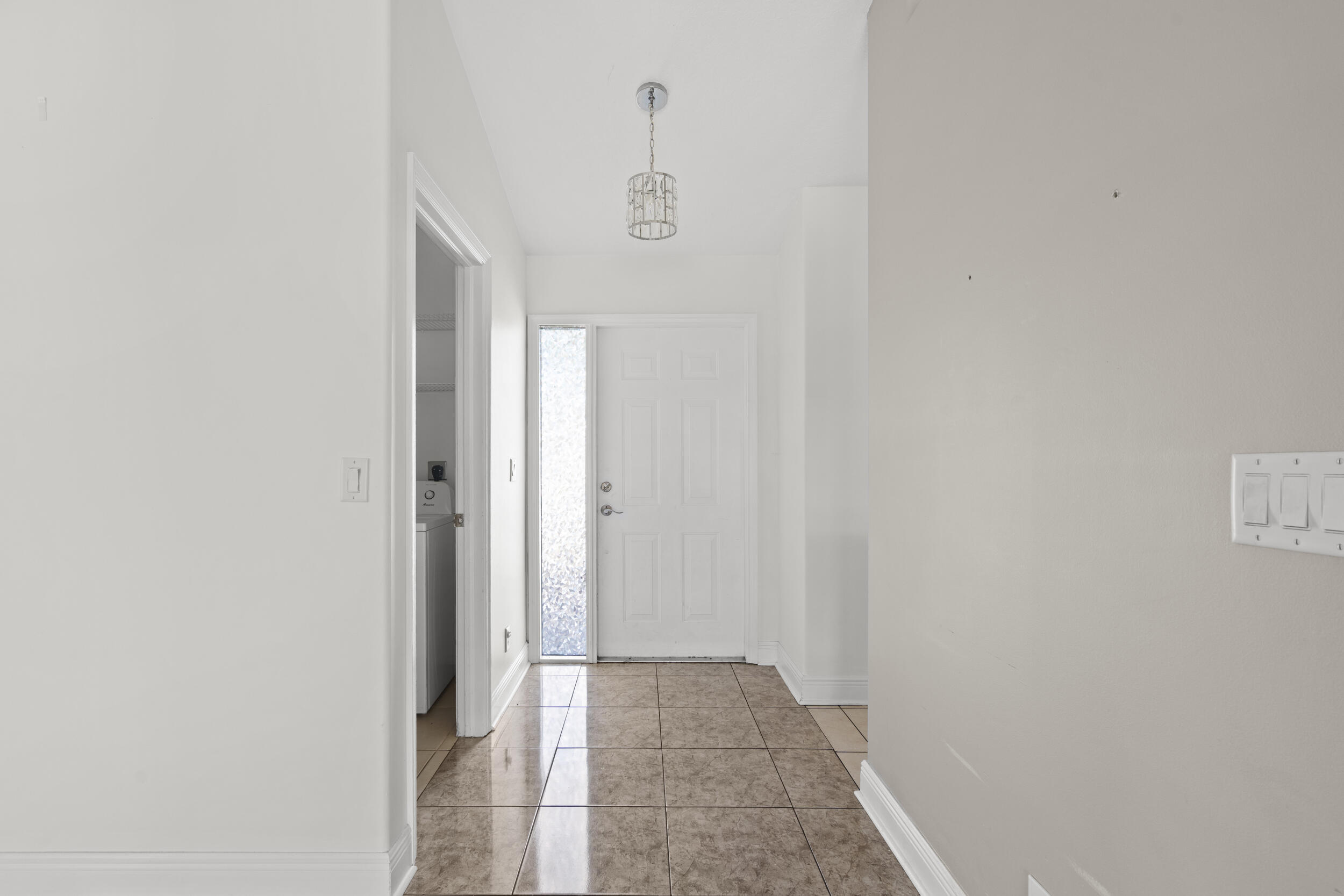 990 SW Versailles Avenue