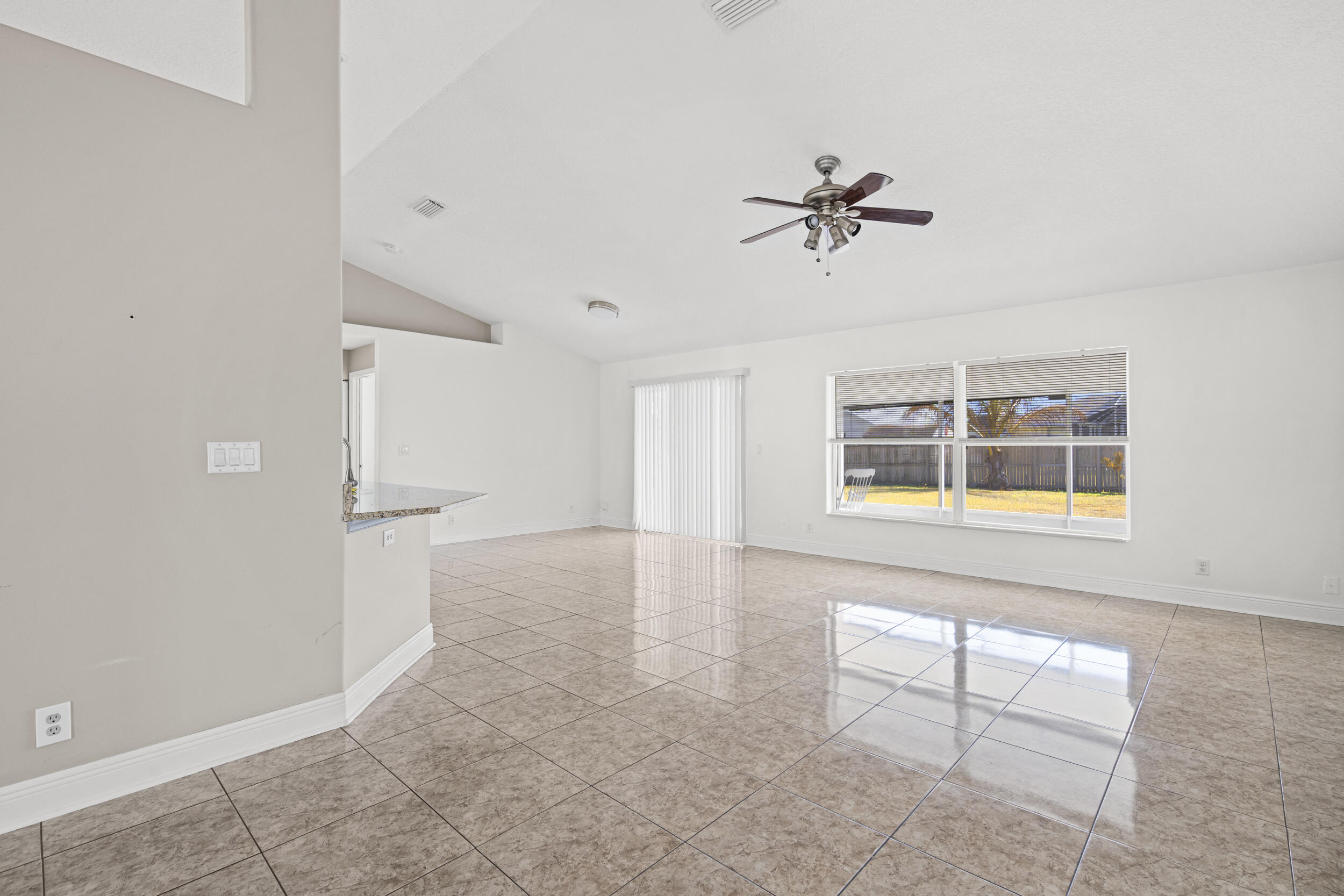 PORT ST LUCIE-SECTION 16- BLK 1484 LOT 30 (MAP 44/ - Residential