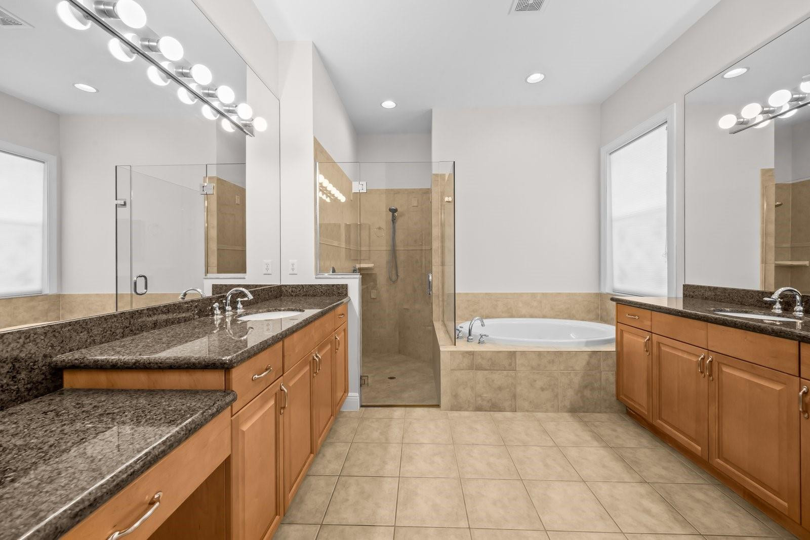 PALM COVE GOLF & YACHT CLUB - Residential