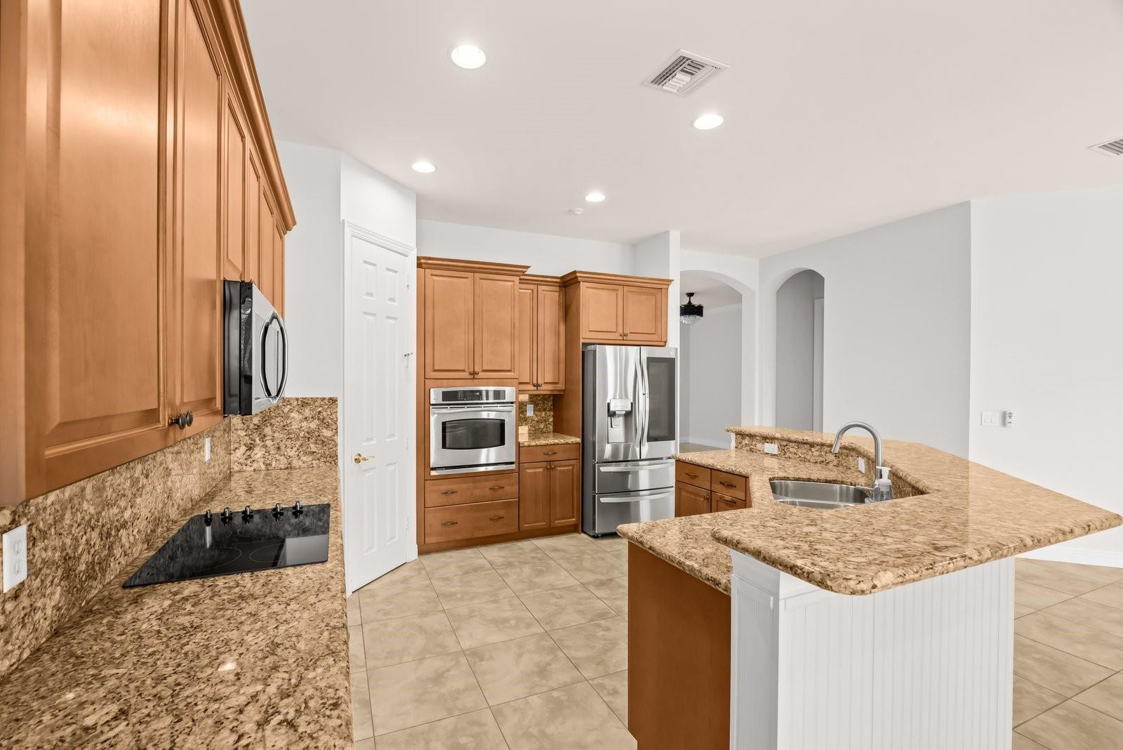 PALM COVE GOLF & YACHT CLUB - Residential