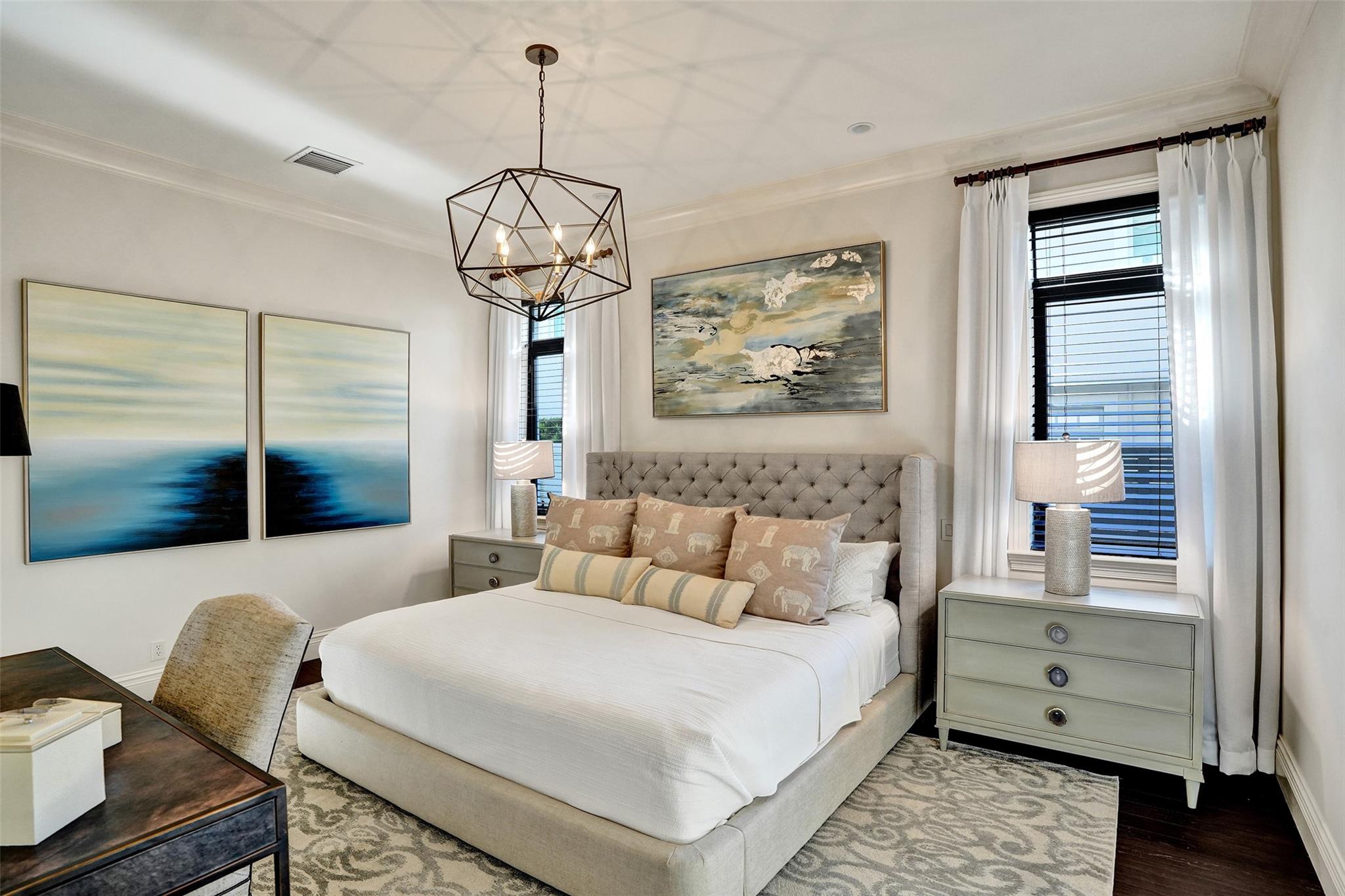 BAY COLONY - Residential