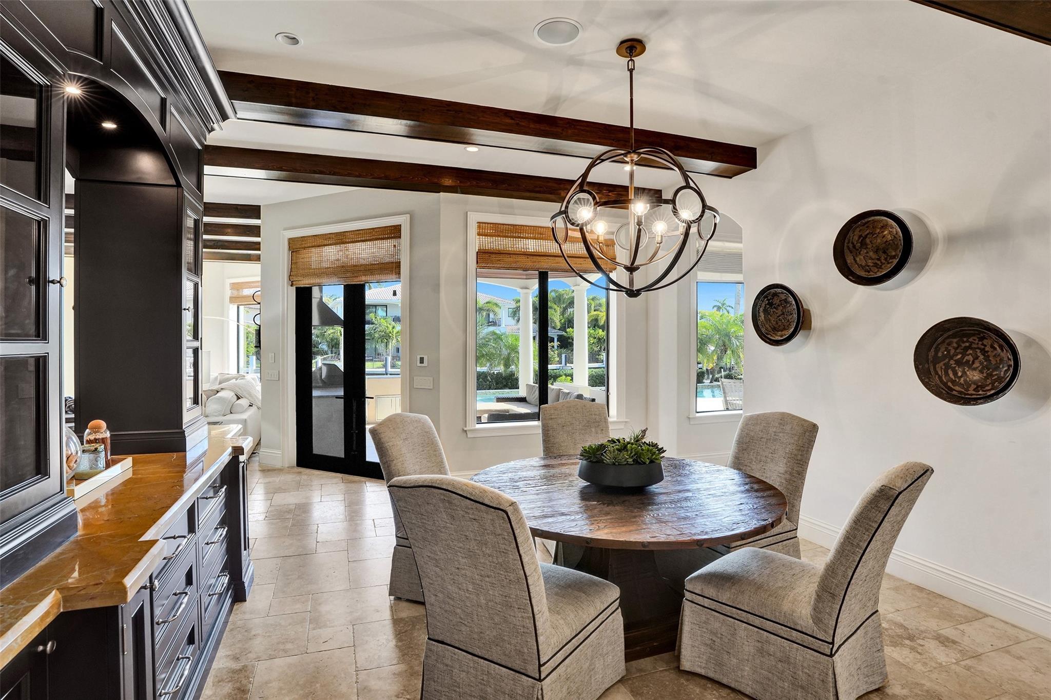 BAY COLONY - Residential