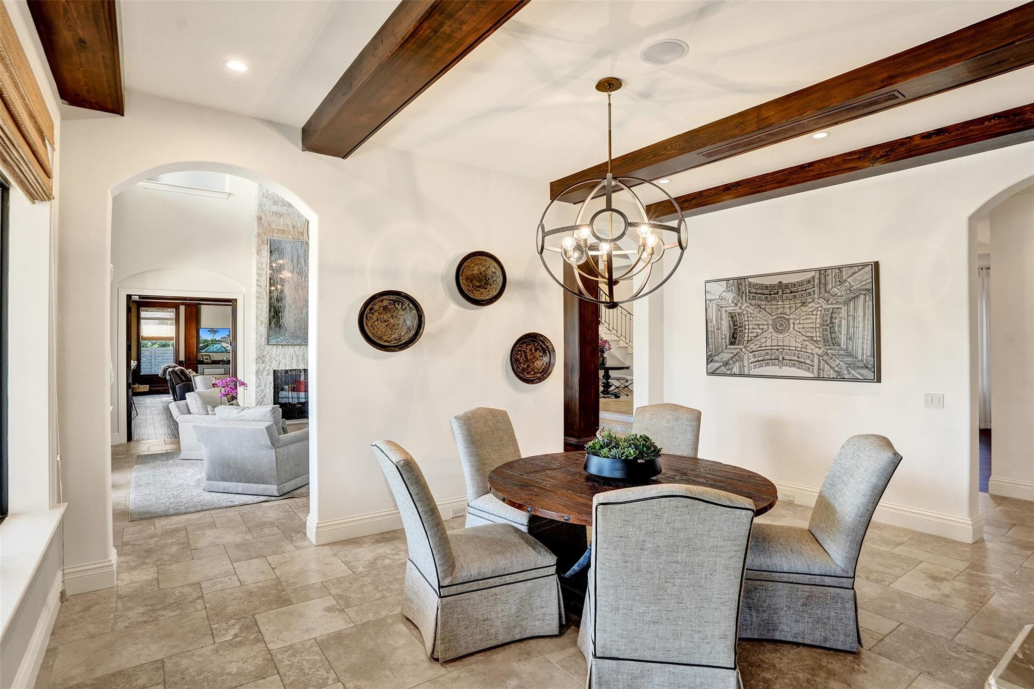 BAY COLONY - Residential