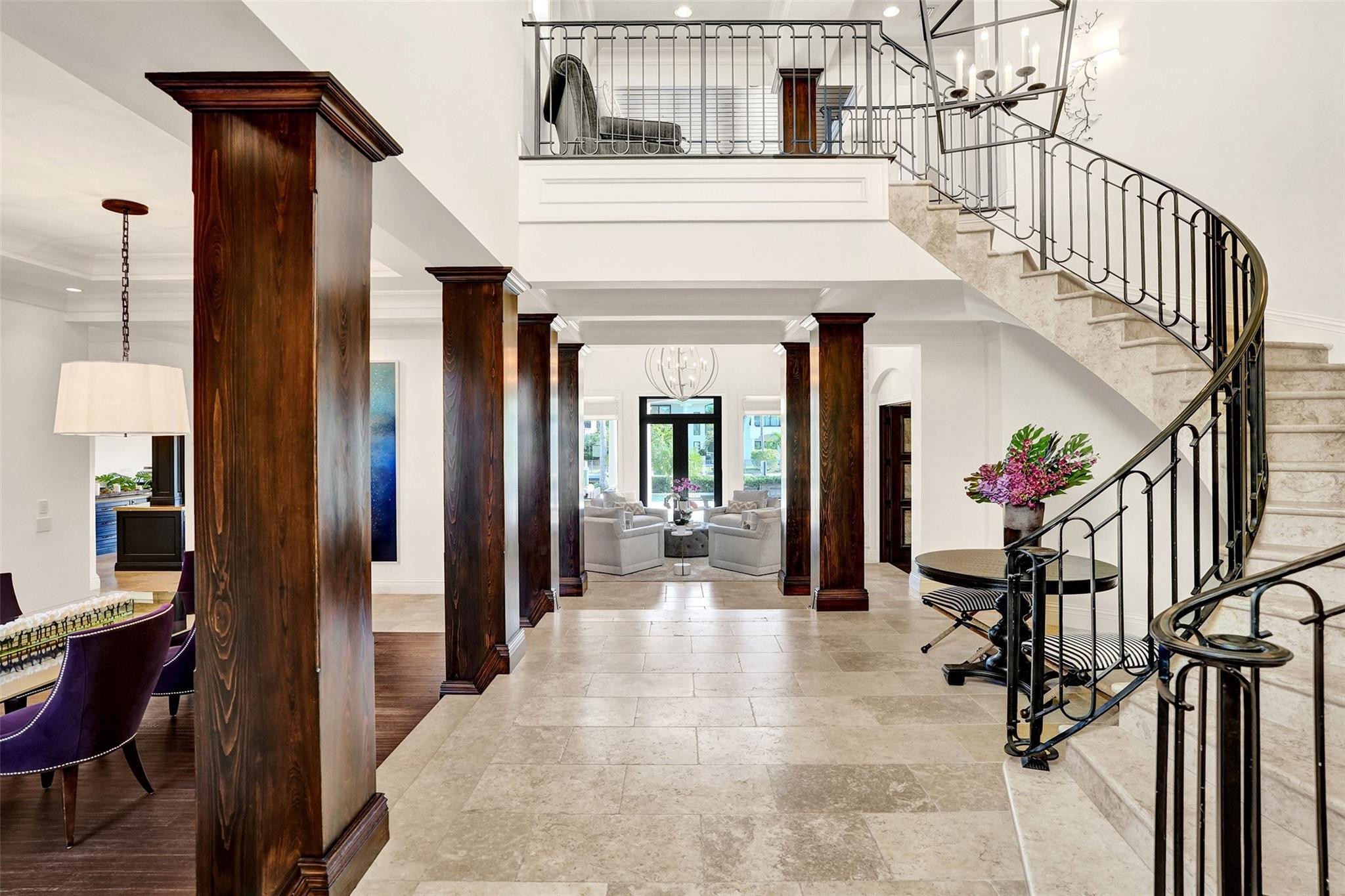 BAY COLONY - Residential