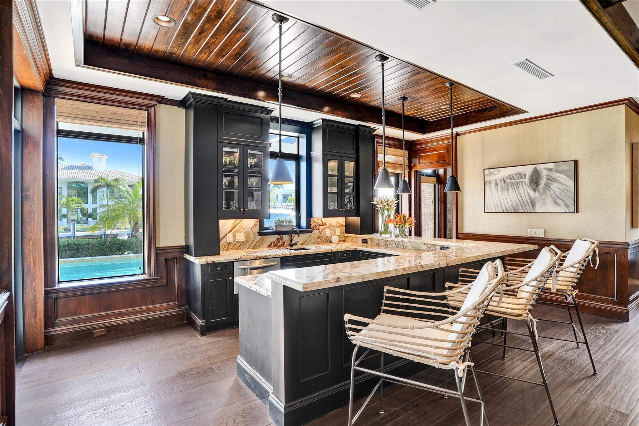 BAY COLONY - Residential