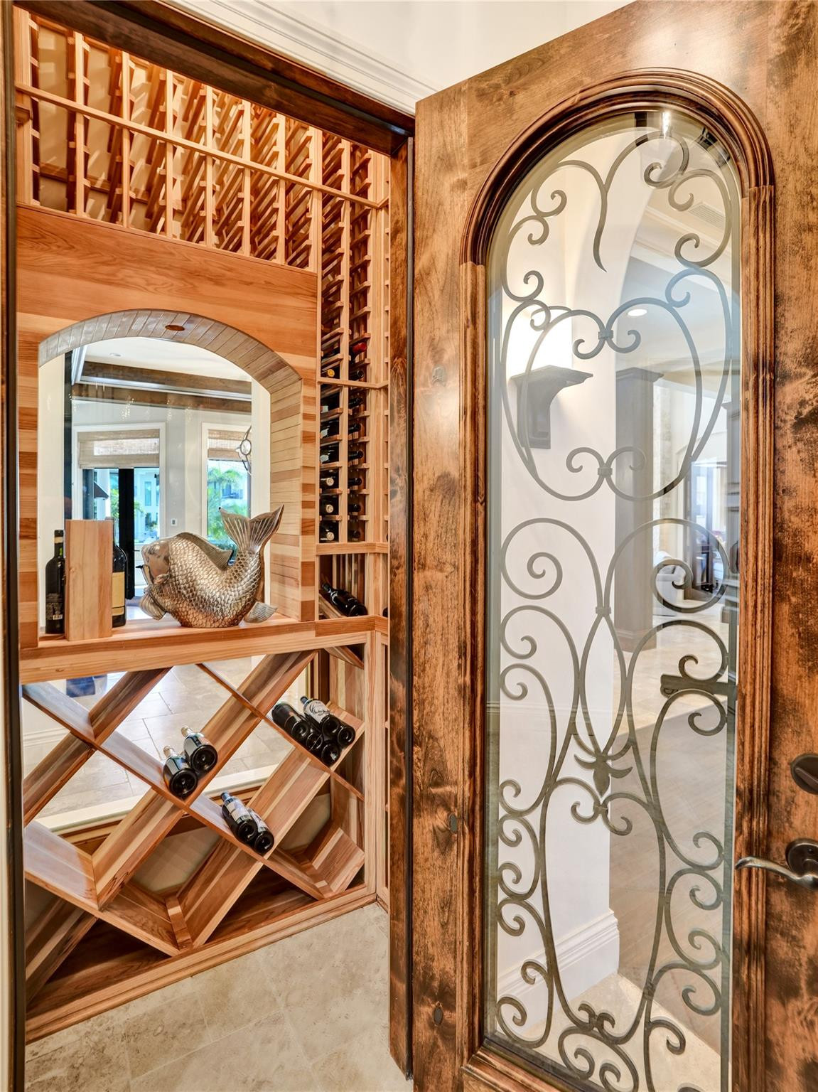 BAY COLONY - Residential